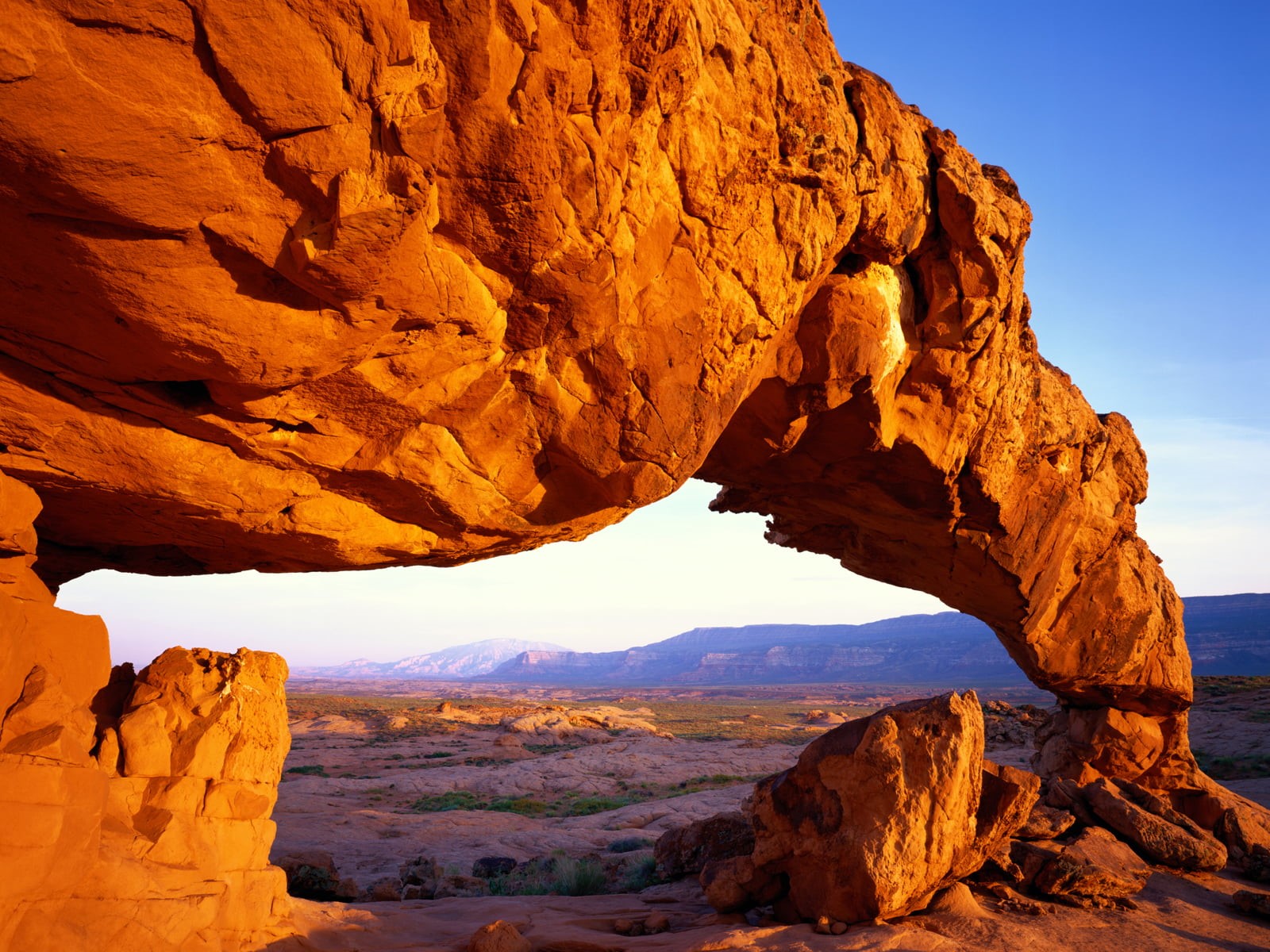 arch, sandstone, beauty in nature, natural arch, outdoors, formation, remote, solid, no people, rock - object, nature, landscape, travel destinations, rock formation, HD Wallpaper