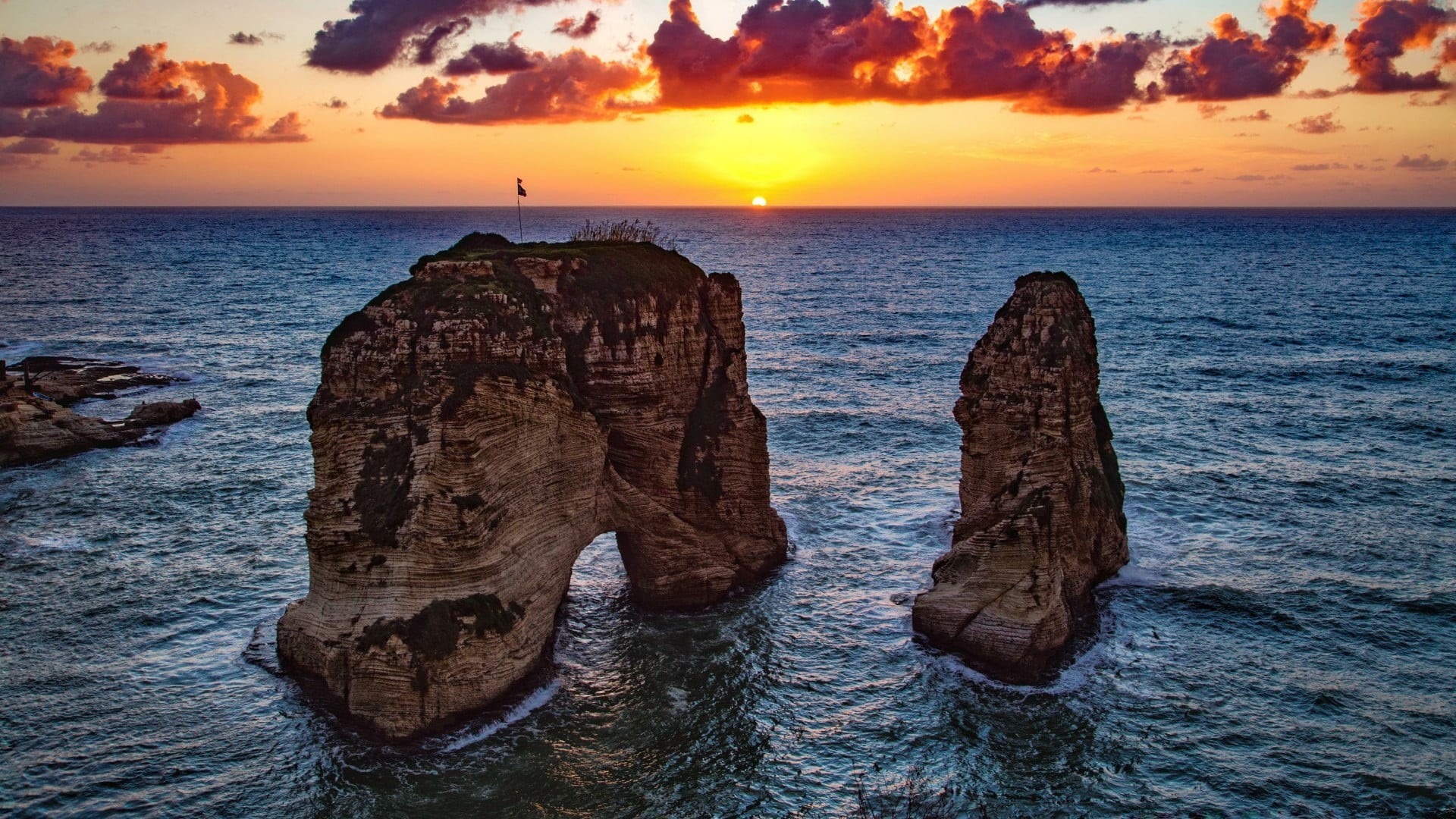 rock formation, natural arch, beauty in nature, nature, horizon over water, stack, scenics - nature, 1080P, no people, horizon, orange color, formation, HD Wallpaper