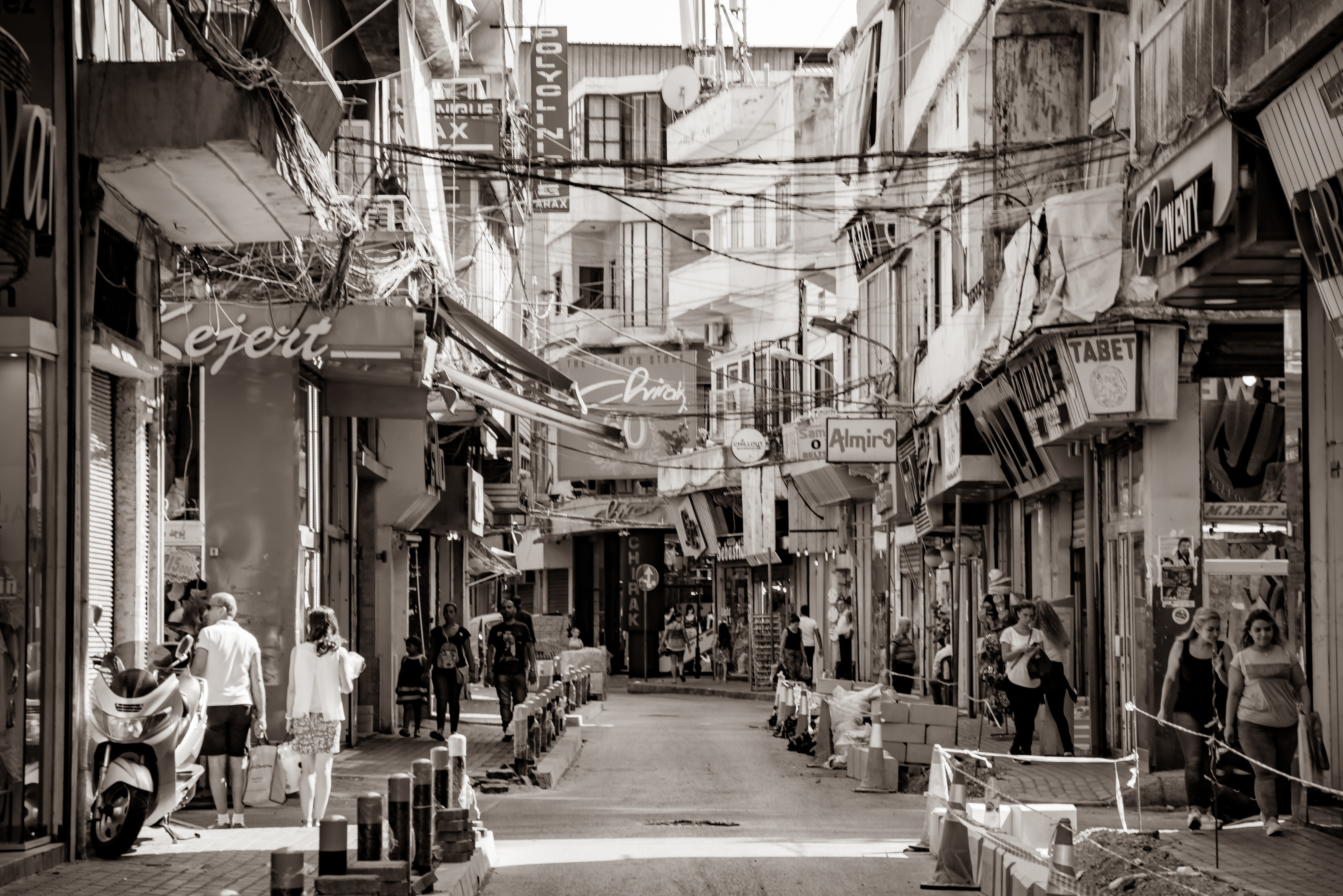 real people, armenian, men, lifestyles, crowd, the way forward, beirut, women, adult, outdoors, alley, architecture, incidental people, commerce, popular, HD Wallpaper