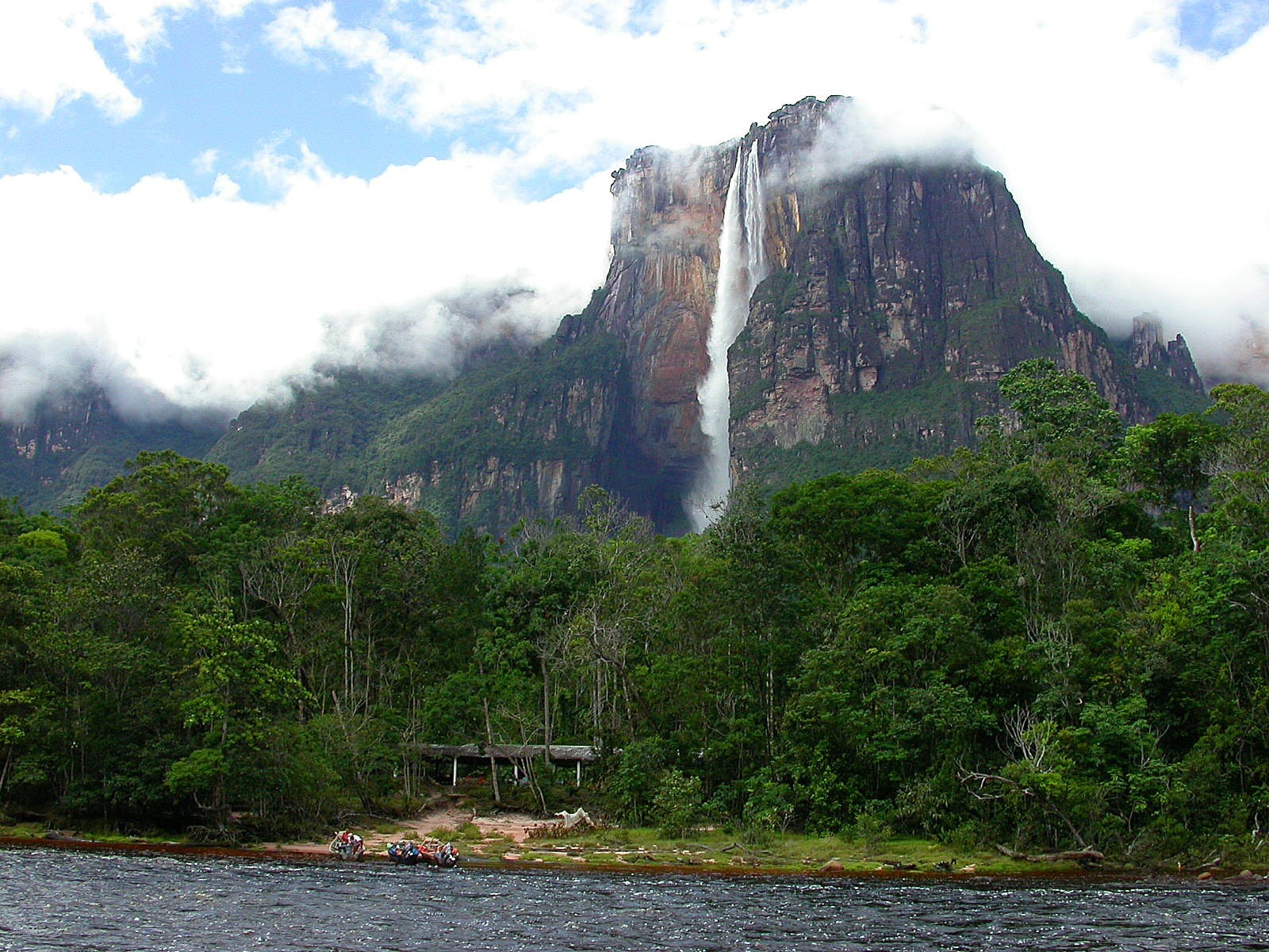 Mount roraima, outdoors, no people, tranquility, land, Venezuela, plant, 720P, tranquil scene, cloud - sky, scenics - nature, tree, day, mountain, idyllic, HD Wallpaper