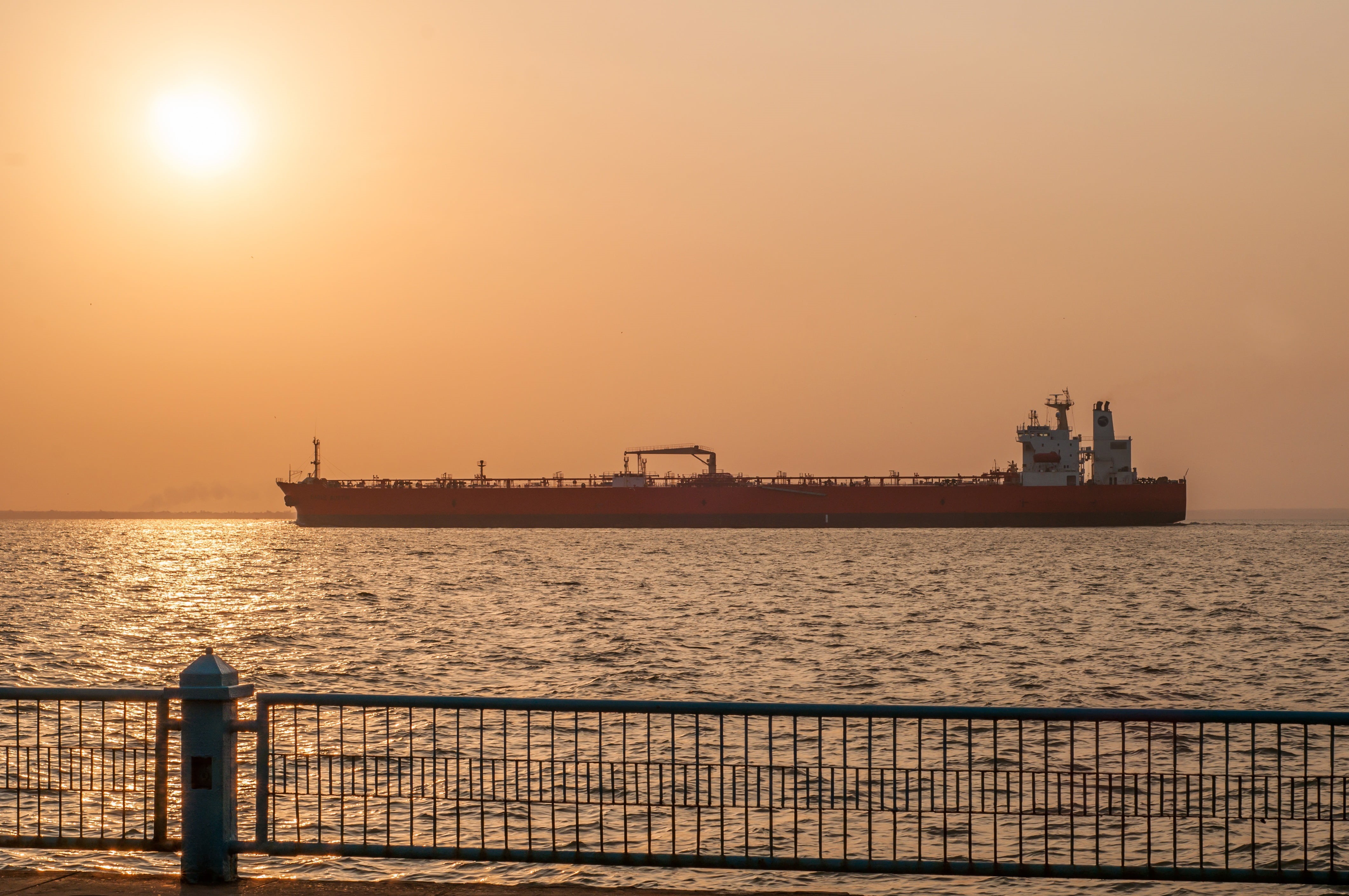 industry, passenger craft, water, maracaibo, freight transportation, oil industry, horizon over water, sunrise, sea, sunset, sky, nautical vessel, fuel and power generation, HD Wallpaper