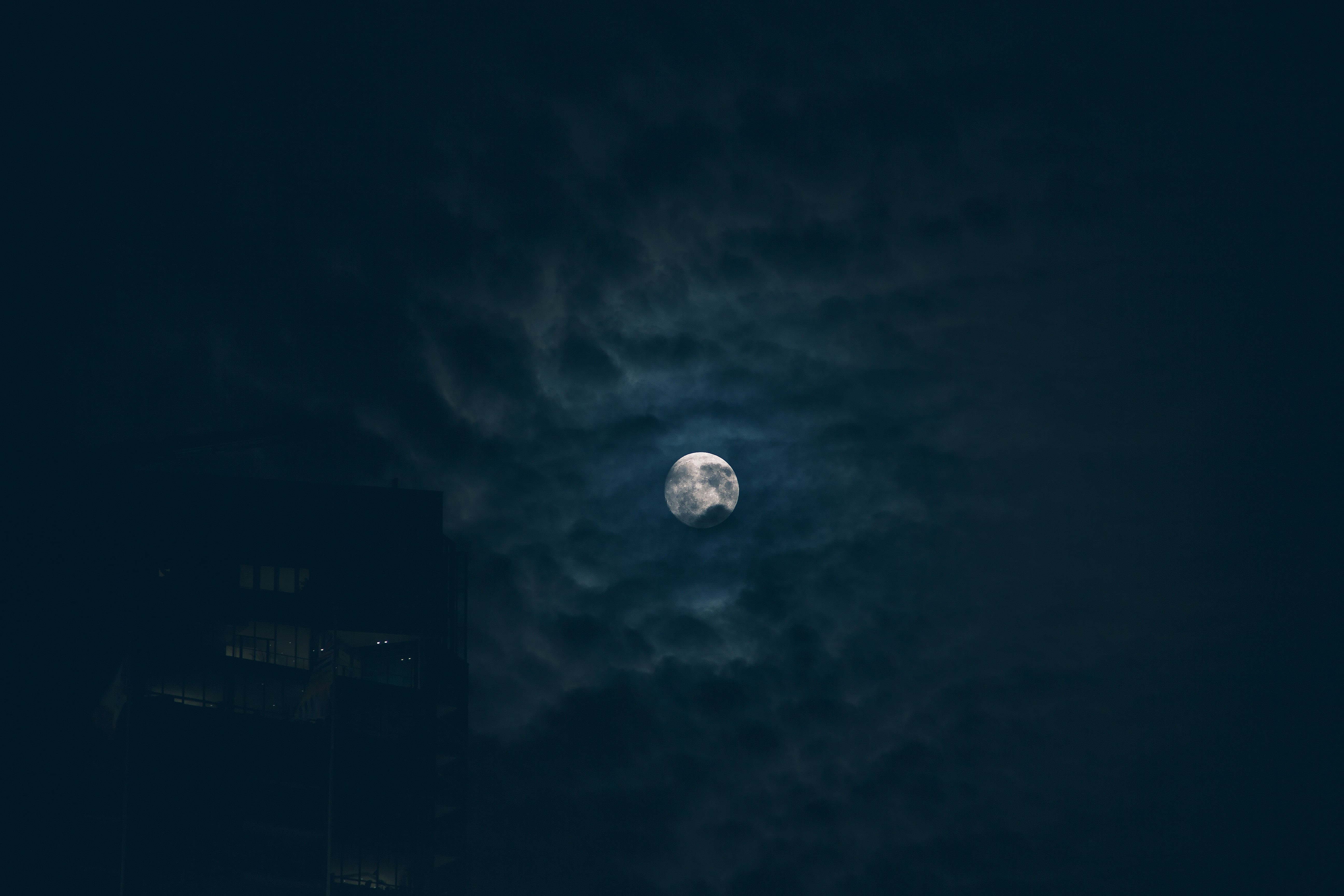 space exploration, no people, Gabriel Santiago, low angle view, black, single object, 5K, gray, Moon, clouds, dark, scenics - nature, sky, full moon, planetary moon, HD Wallpaper