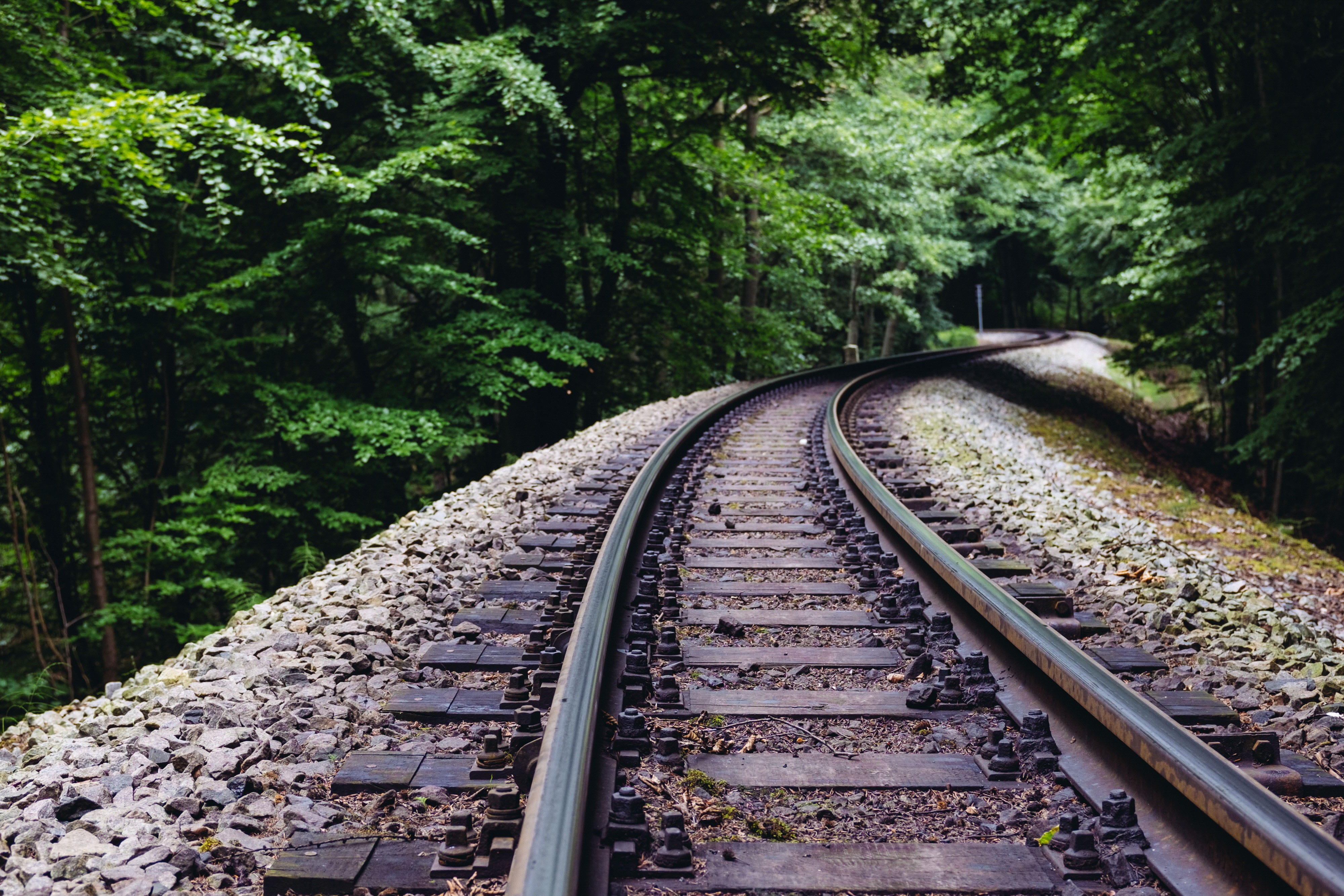 bend, non-urban scene, rail, background, green, railroad track, summer, cloudy, parallel, nature, metal, train, no people, railway, country, transportation, HD Wallpaper