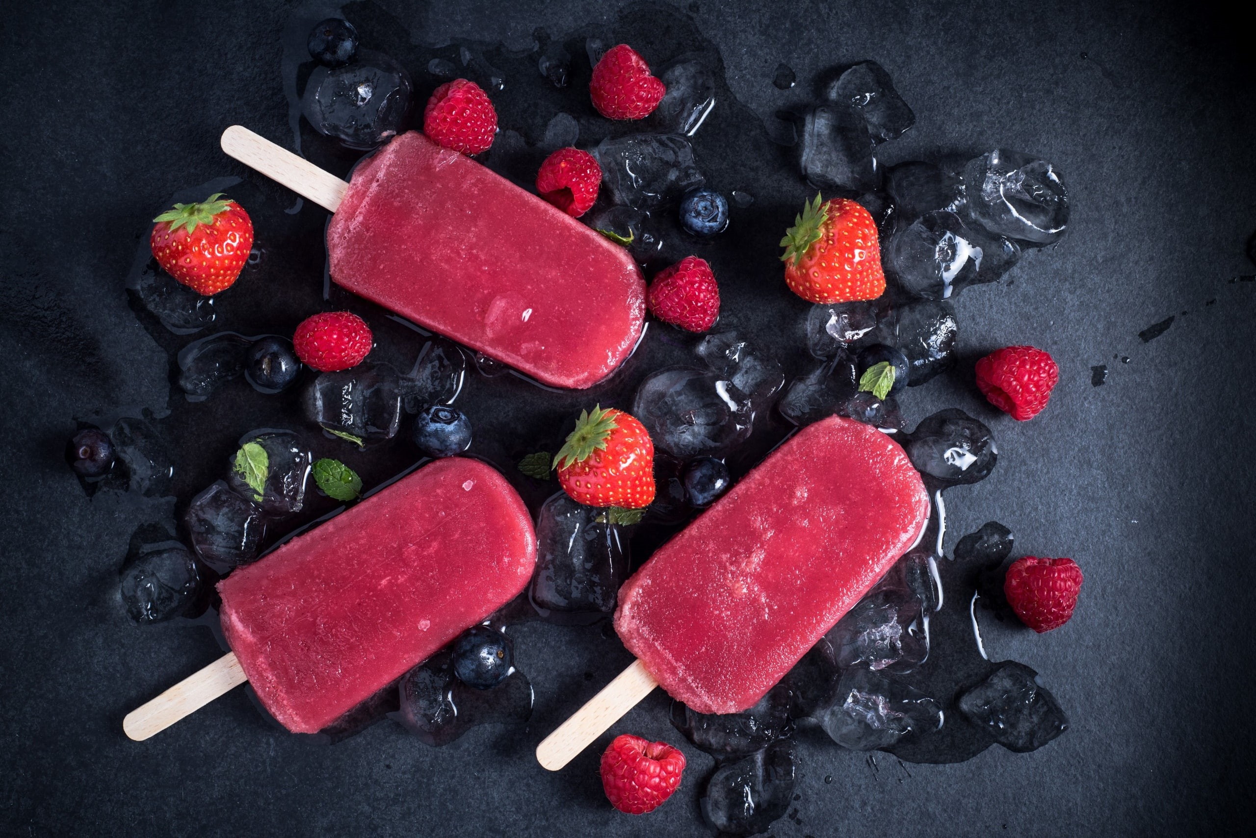 fruit, ice, popsicle, strawberries, colorful, 2K, food, HD Wallpaper
