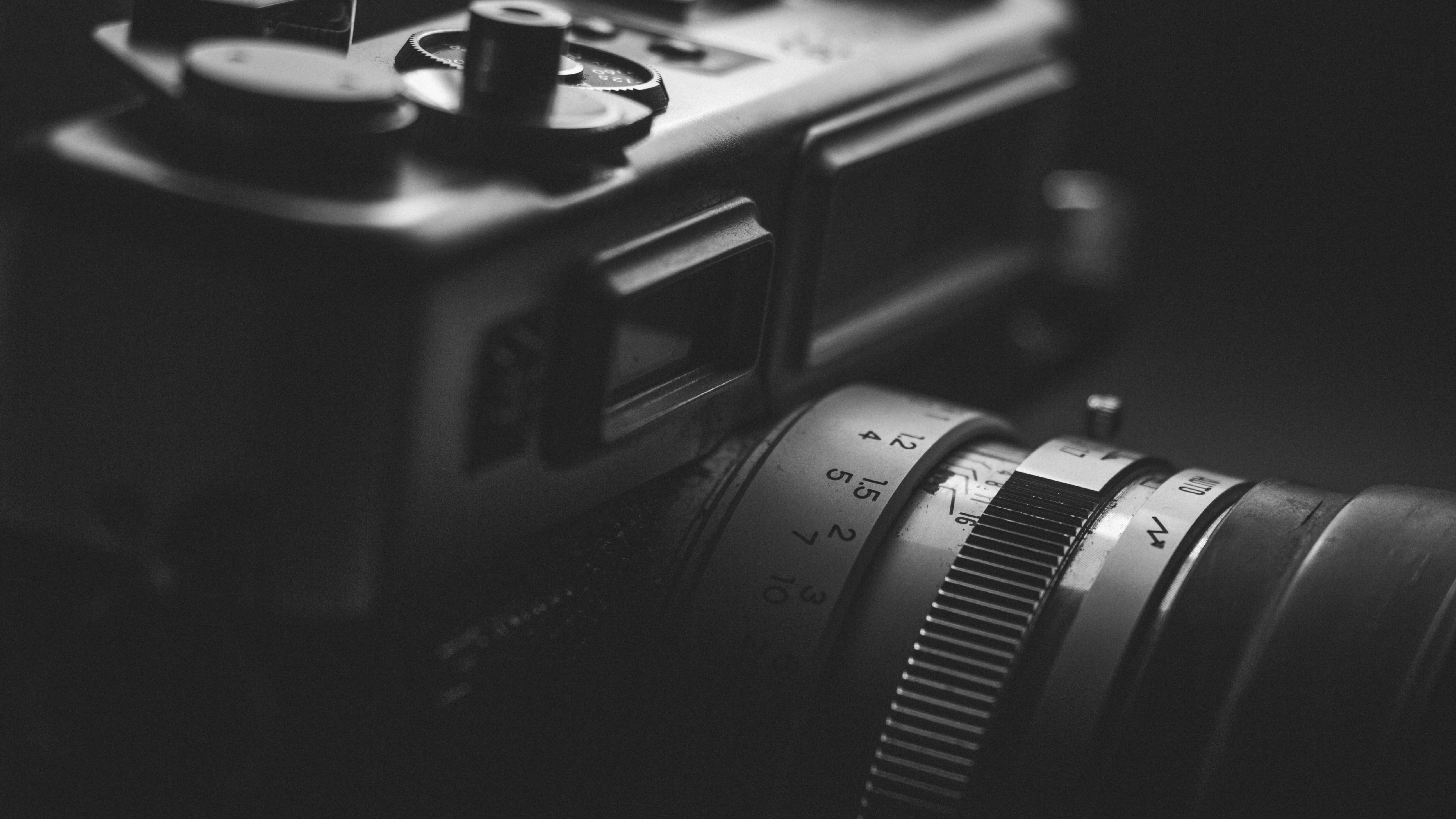 blur, optical, focus, lens - optical instrument, studio, Analogue, classic, photography themes, 5K, photographic equipment, black and white, technology, HD Wallpaper