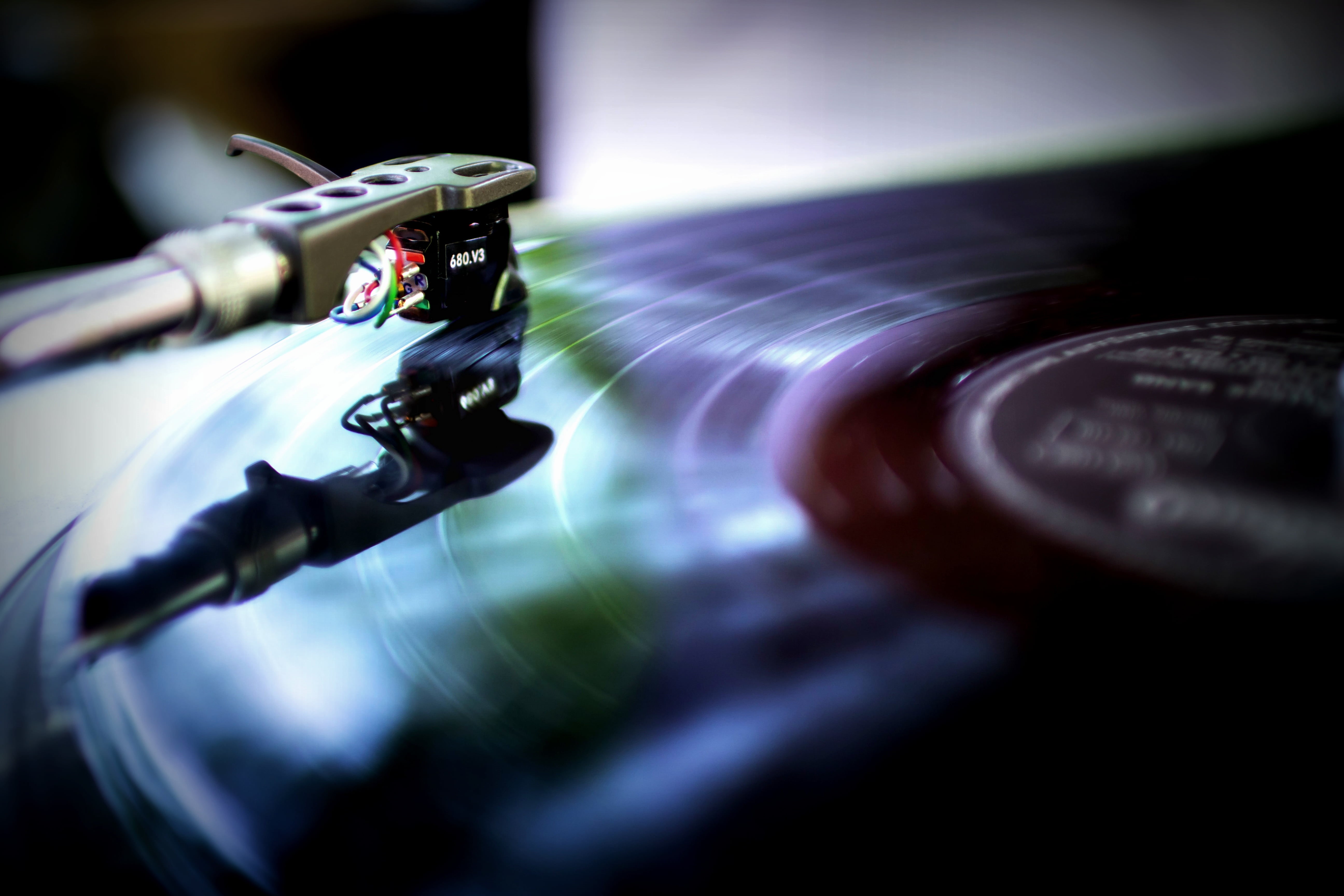 musical equipment, futuristic, video, retro styled, selective focus, technology, record, phonograph record, no people, arts culture and entertainment, robot, HD Wallpaper