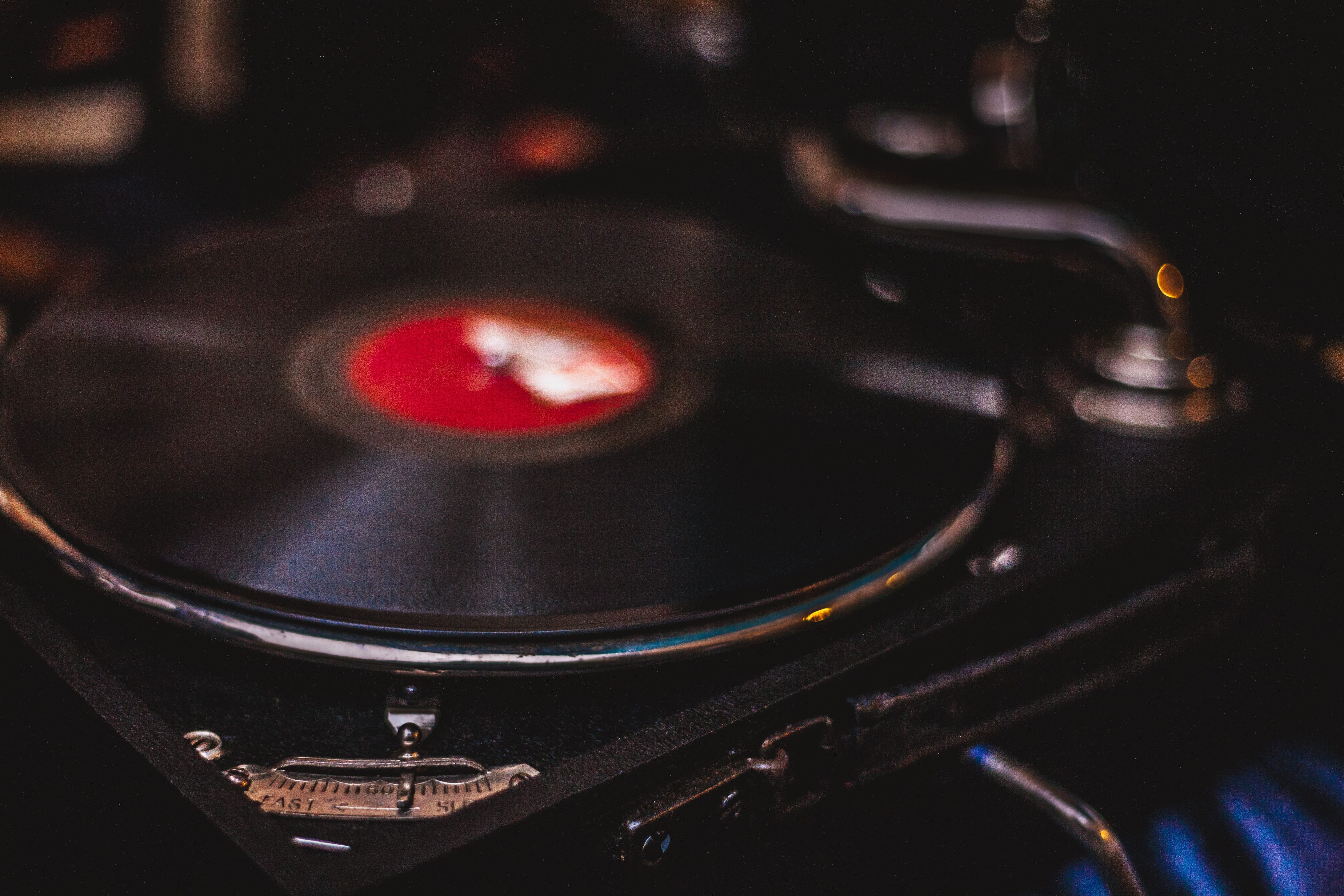 round, 4K, dark, selective focus, vinyl, no people, old, arts culture and entertainment, retro styled, sound, audio, unused, obsolete, technology, record, HD Wallpaper