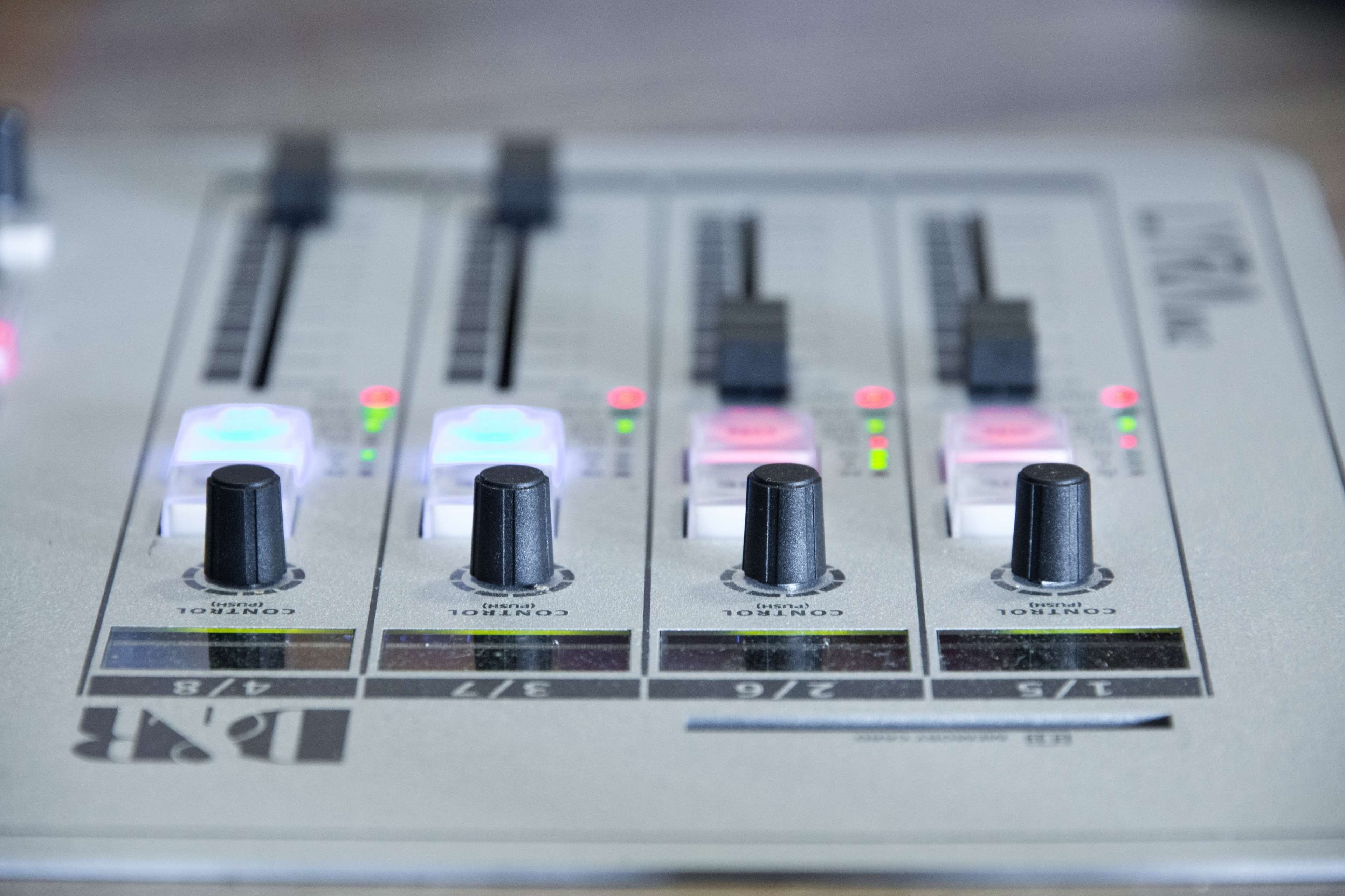mixing, sound recording equipment, arts culture and entertainment, selective focus, panel, blur, audio equipment, dj, sound mixer, control panel, equipment, HD Wallpaper