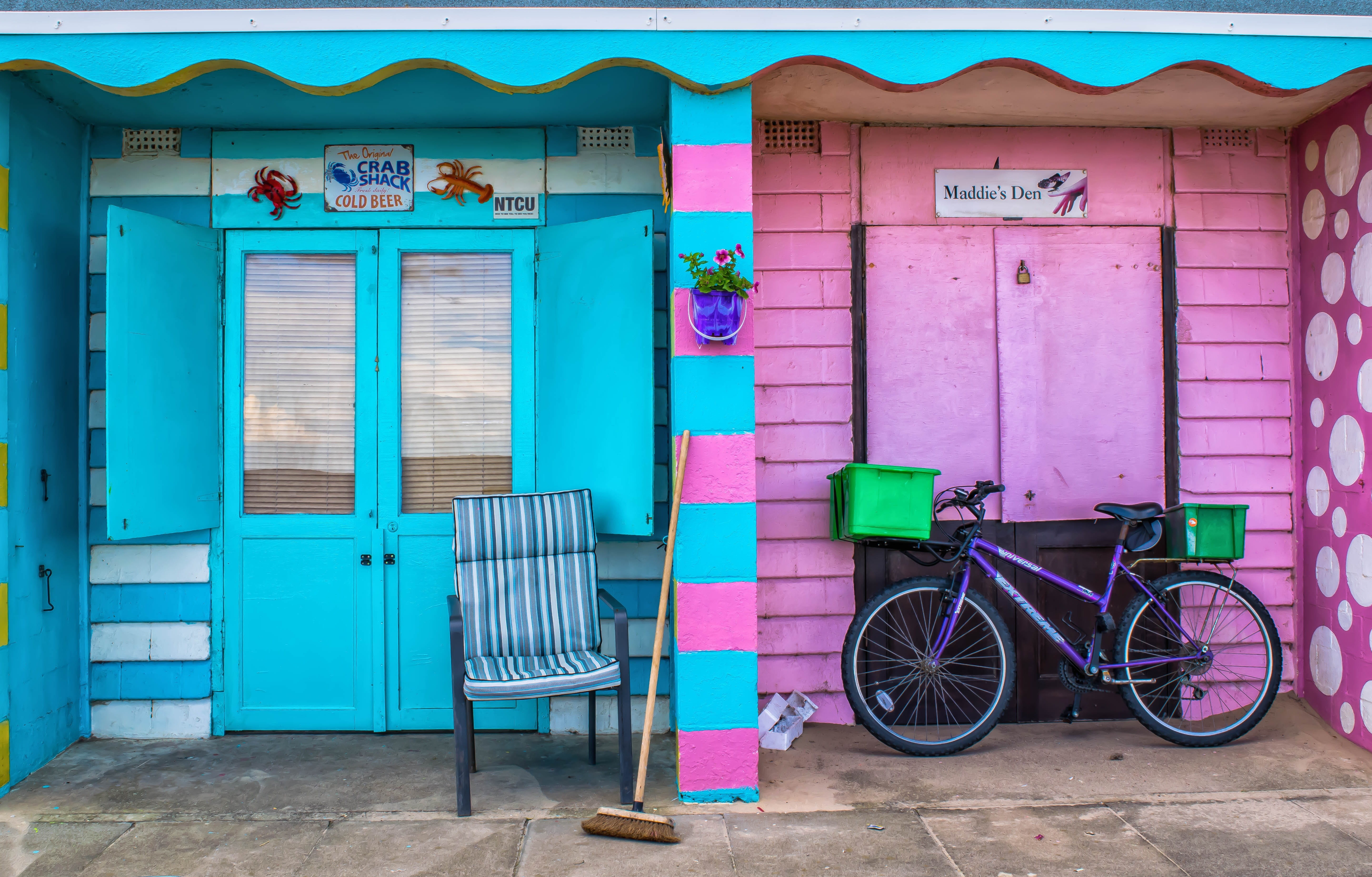 hut, vacation, recreation, bike, exterior, bicycle, lifestyle, blue, sea, journey, day, door, closed, architecture, colored, broom, entrance, enjoyment, HD Wallpaper