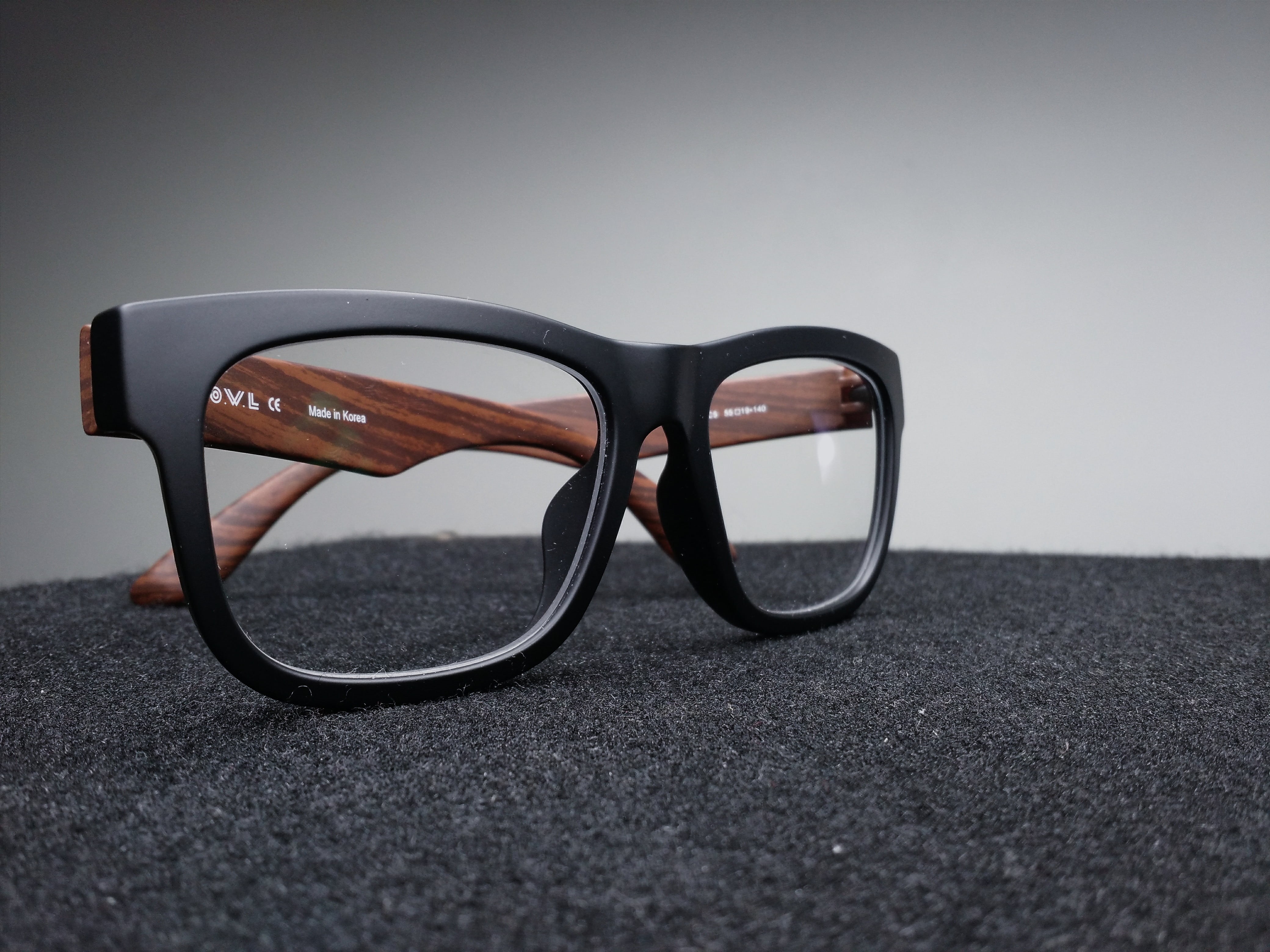 personal accessory, sunglasses, reading glasses, brown, 3-d glasses, fashion, single object, textile, close-up, security, eyesight, still life, framed, HD Wallpaper