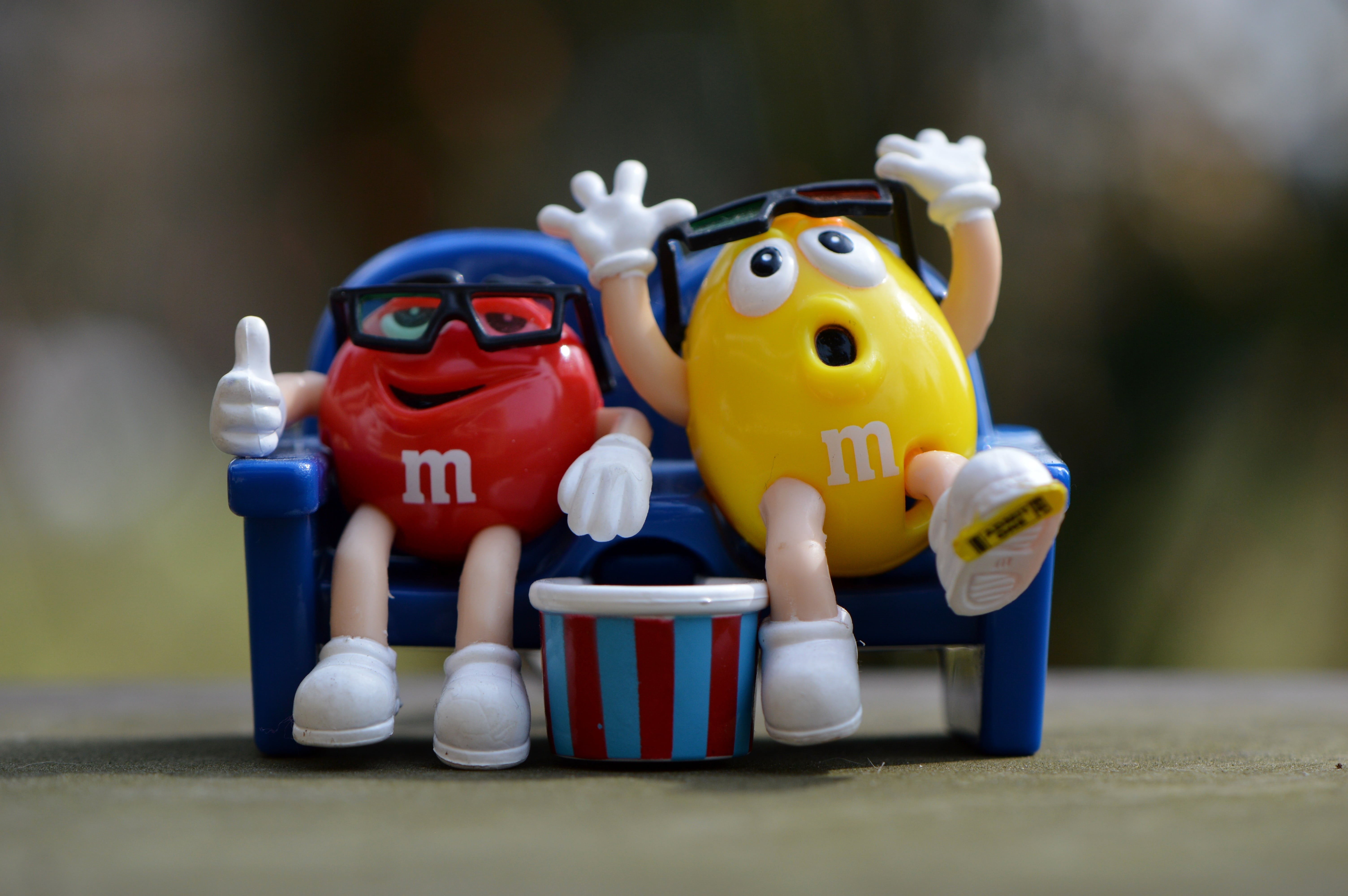 blue, art and craft, 5K, fun, focus on foreground, funny, multi colored, representation, candy, human representation, m ms, figure, small, still life, HD Wallpaper