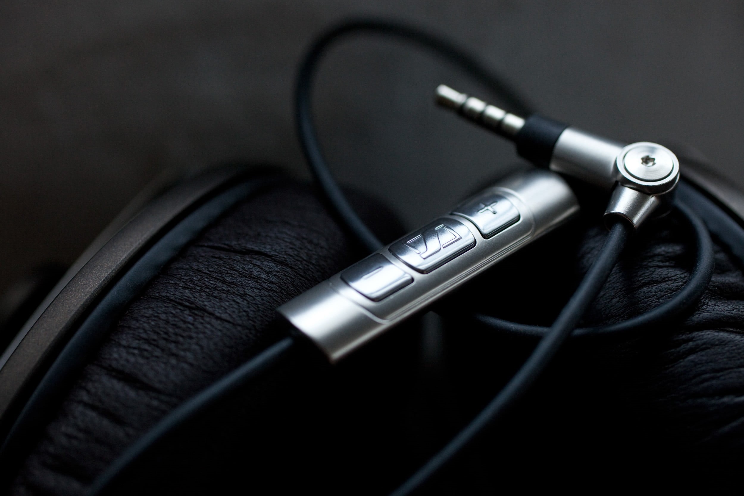 black color, microphone, 1080P, silver, selective focus, no people, audio equipment, input device, Sennheiser, industry, studio shot, connection, still life, HD Wallpaper