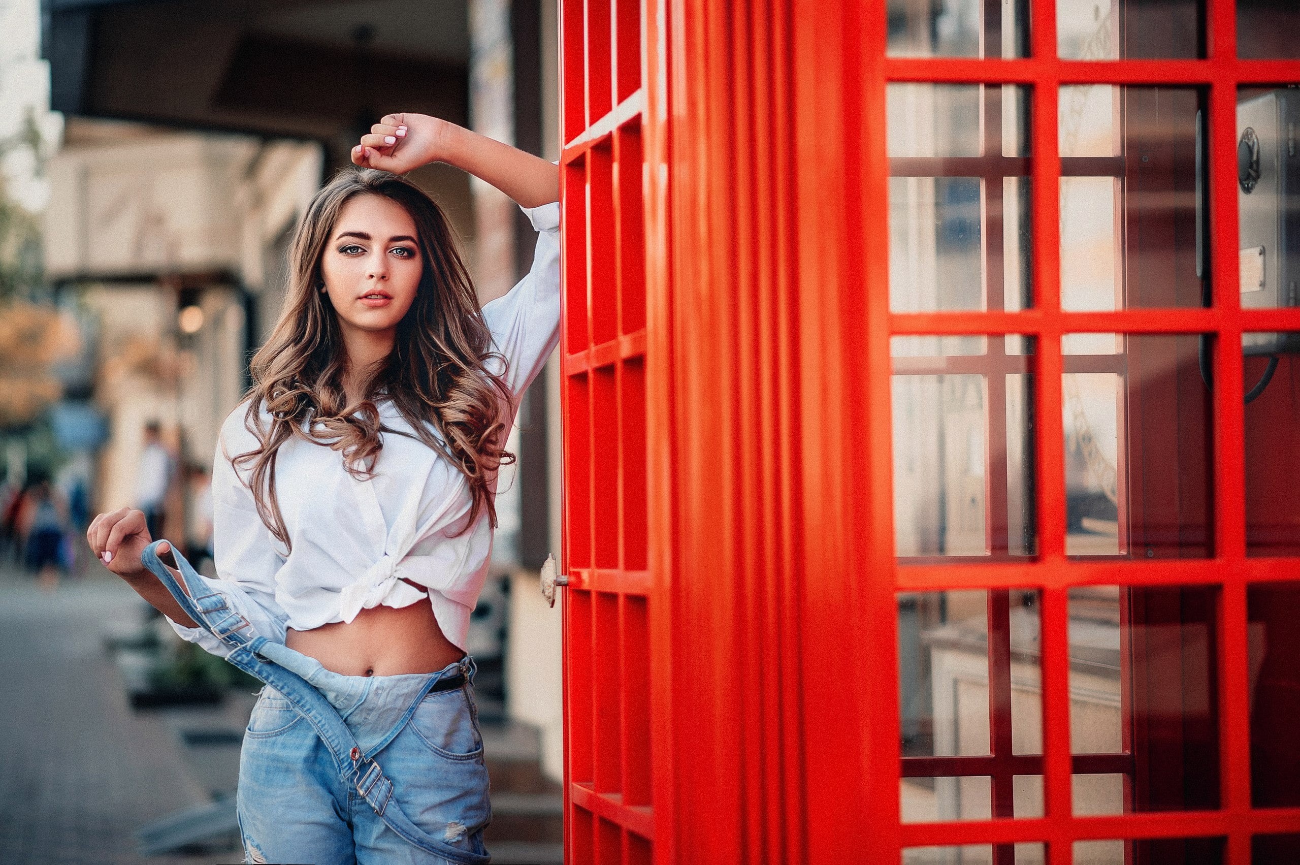 lifestyles, beautiful people, young women, fashion, depth of field, beautiful woman, beauty, hairstyle, women outdoors, shirt, one person, long hair, hair, HD Wallpaper
