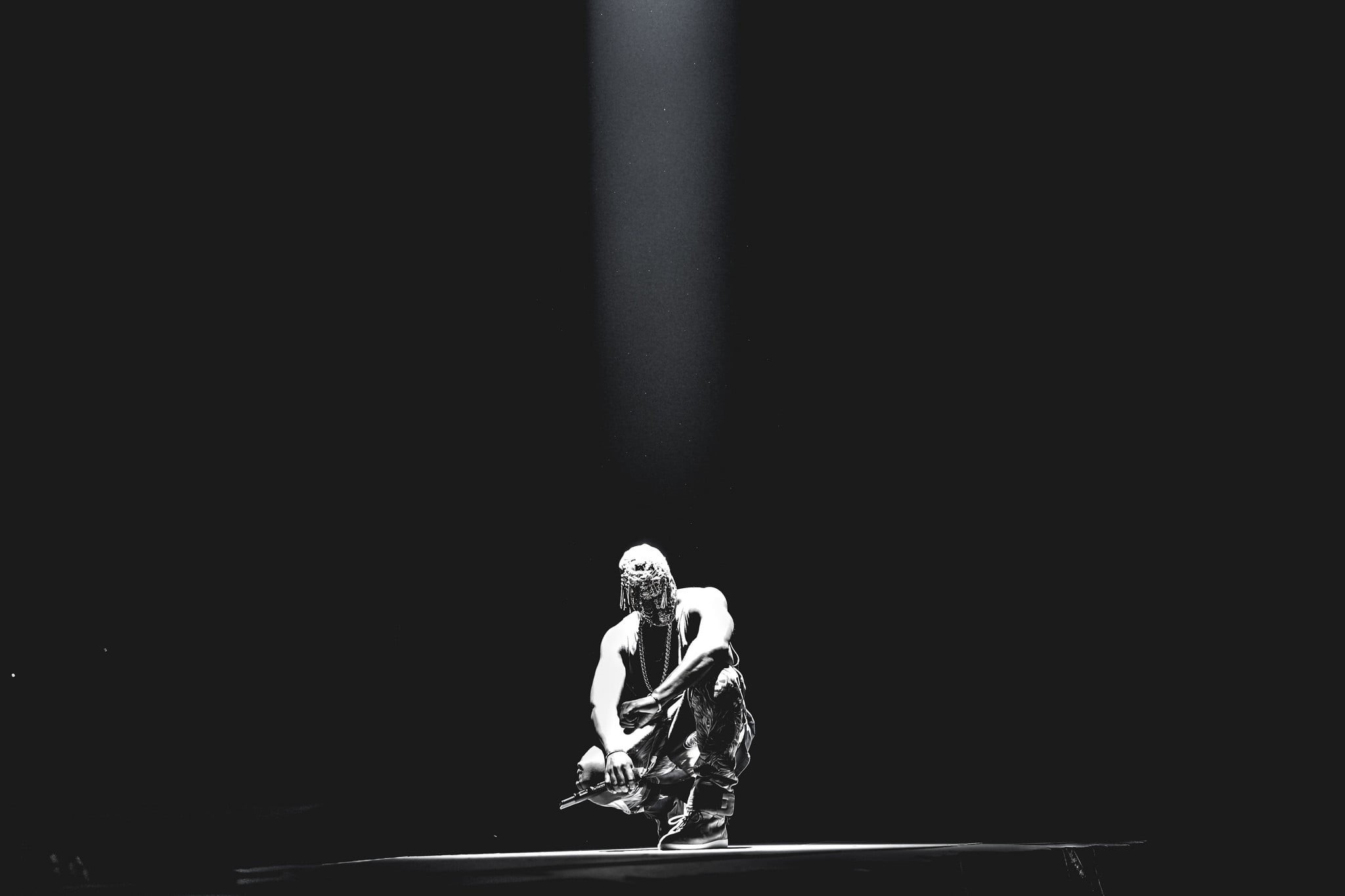 men, man, people, stage - performance space, religion, women, copy space, light, spirituality, crouching, sitting, front view, stage, two people, spotlight, HD Wallpaper