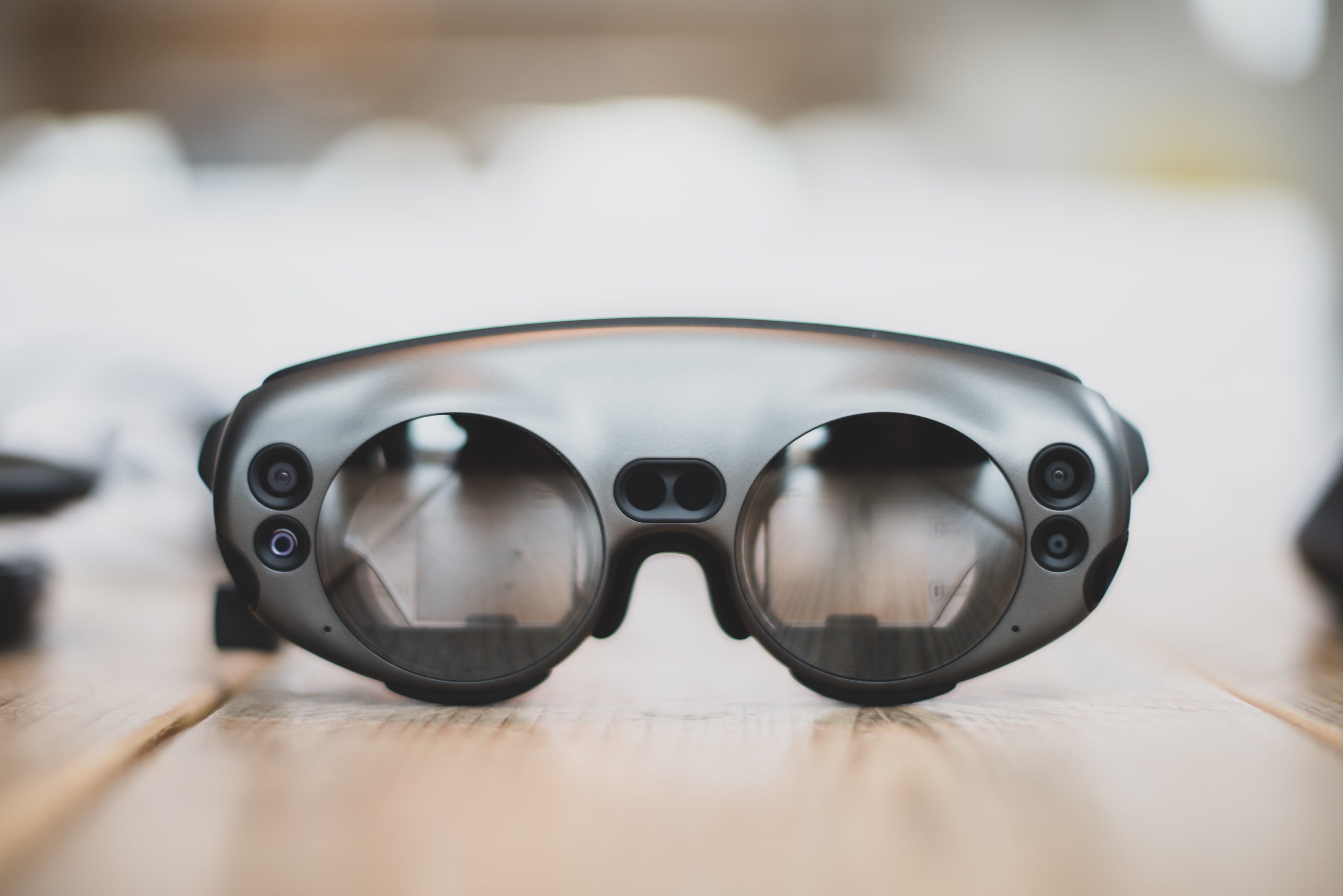 wood, surface level, 4K, binoculars, black color, sunglasses, black, glass - material, floor, lens cap, table, protection, security, contact lens, ar, HD Wallpaper