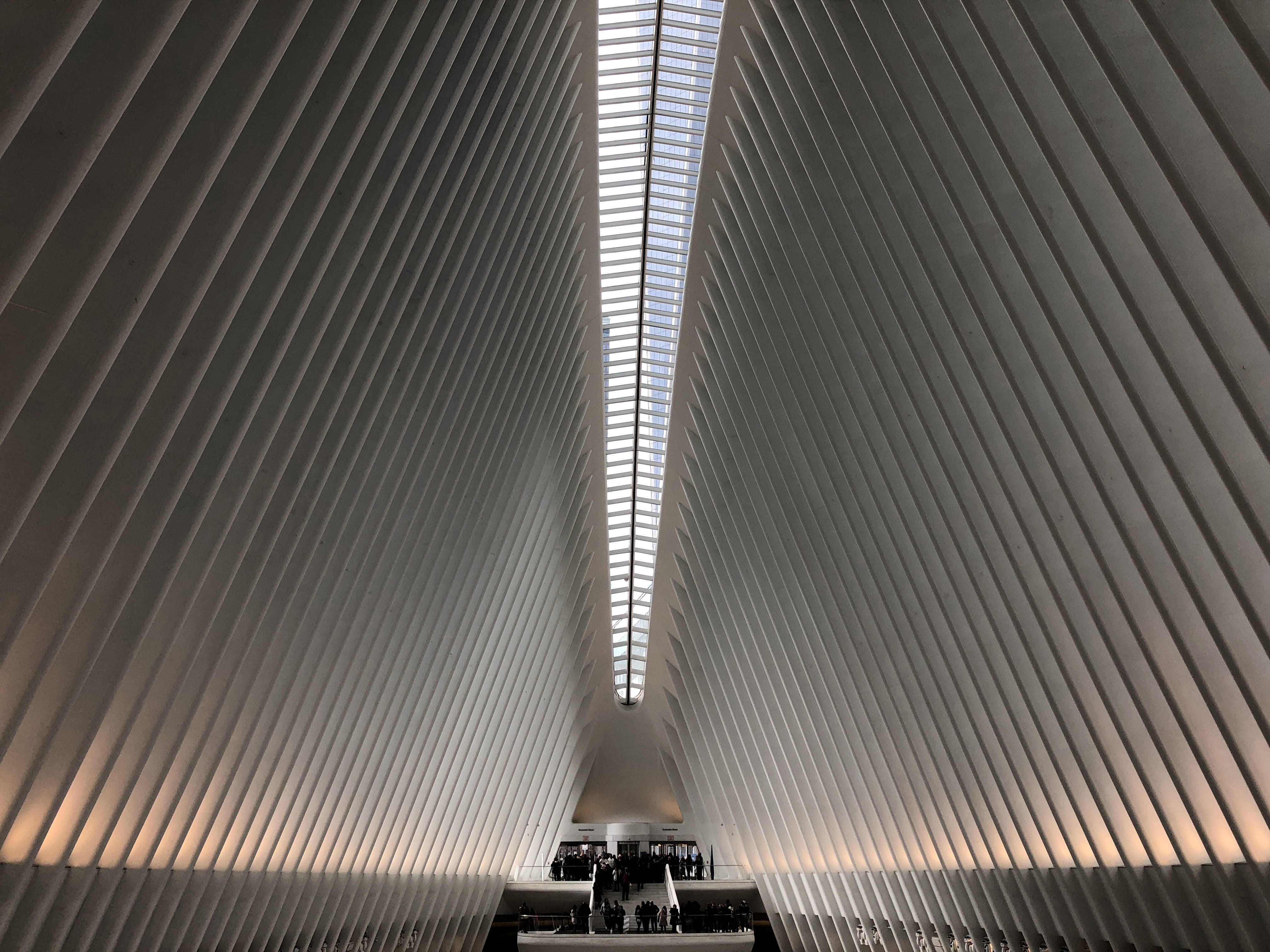 new york, textured, technology, train, close-up, abstract, pattern, ceiling, connection, iron, iphone x, escalator, futuristic, 4K, metal, illuminated, HD Wallpaper