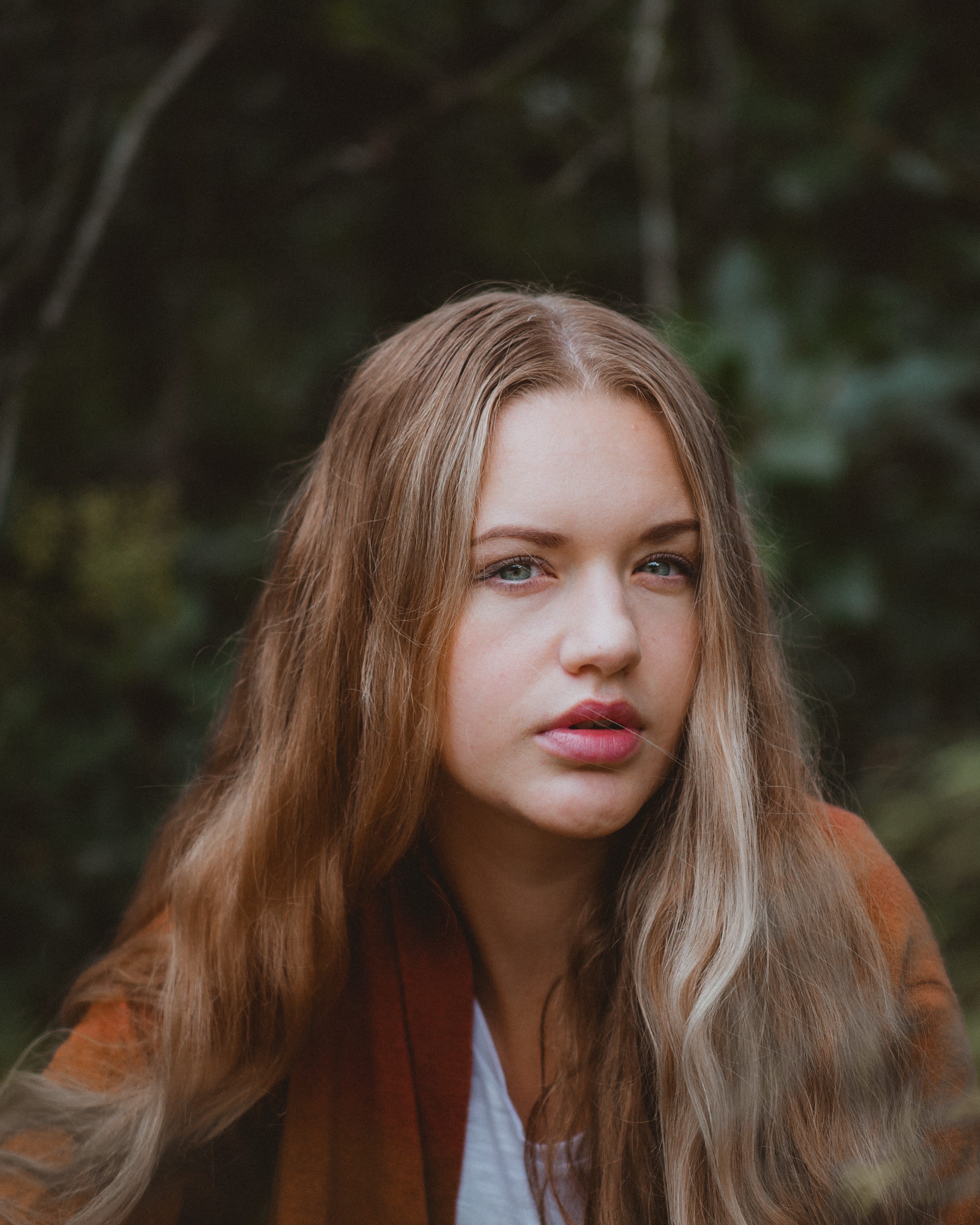 casual clothing, day, outdoors, 2K, beautiful woman, hairstyle, young women, face, one person, young, headshot, contemplation, young adult, blur, focus, Phone HD Wallpaper