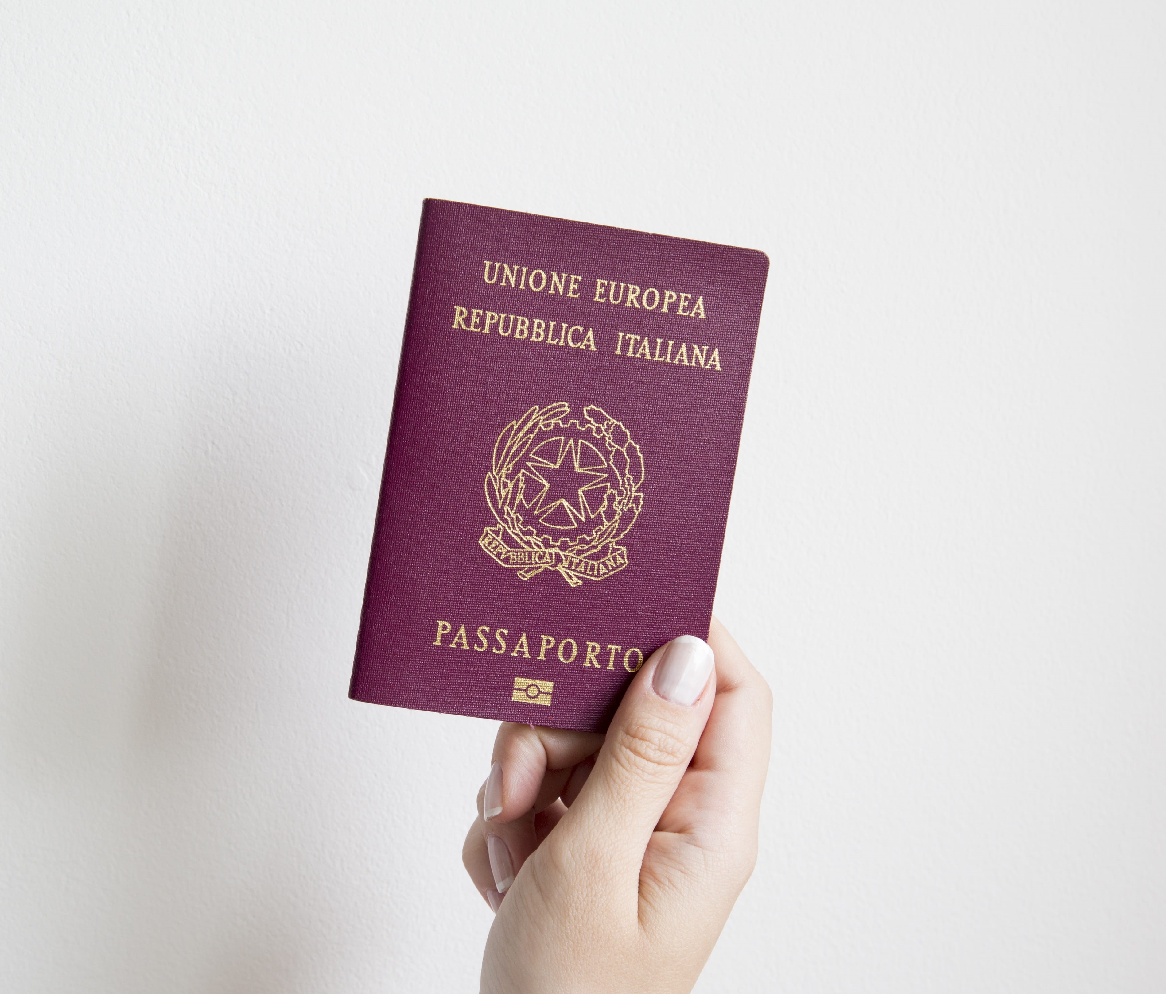 human finger, tourist, hand, vacations, people Traveling, iD Card, identity, studio shot, identification, representation, unrecognizable person, holiday, HD Wallpaper