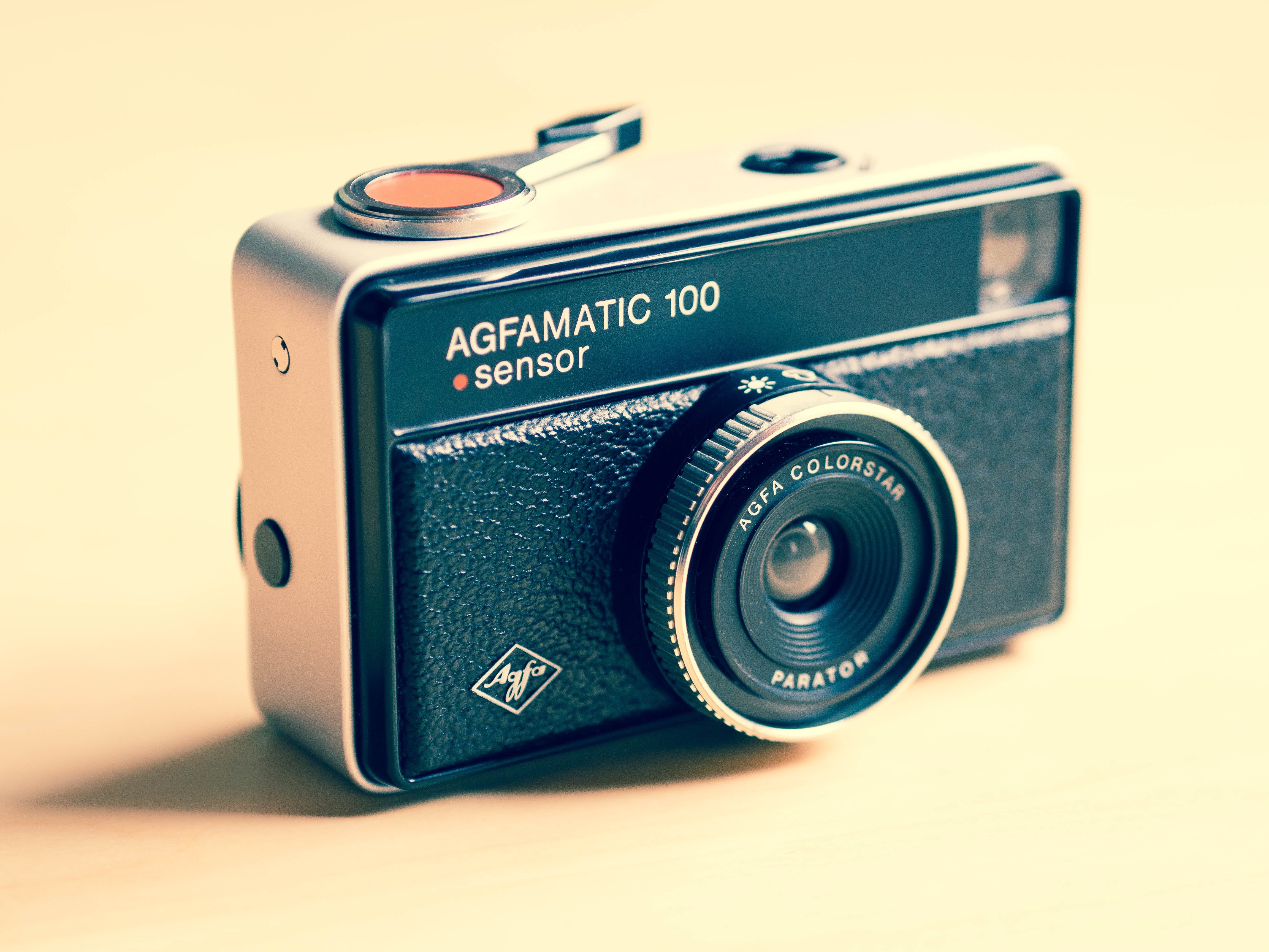 audio equipment, communication, agmafamatic, indoors, the media, equipment, camera, noise, studio shot, retro styled, push button, speaker, black, photography themes, HD Wallpaper