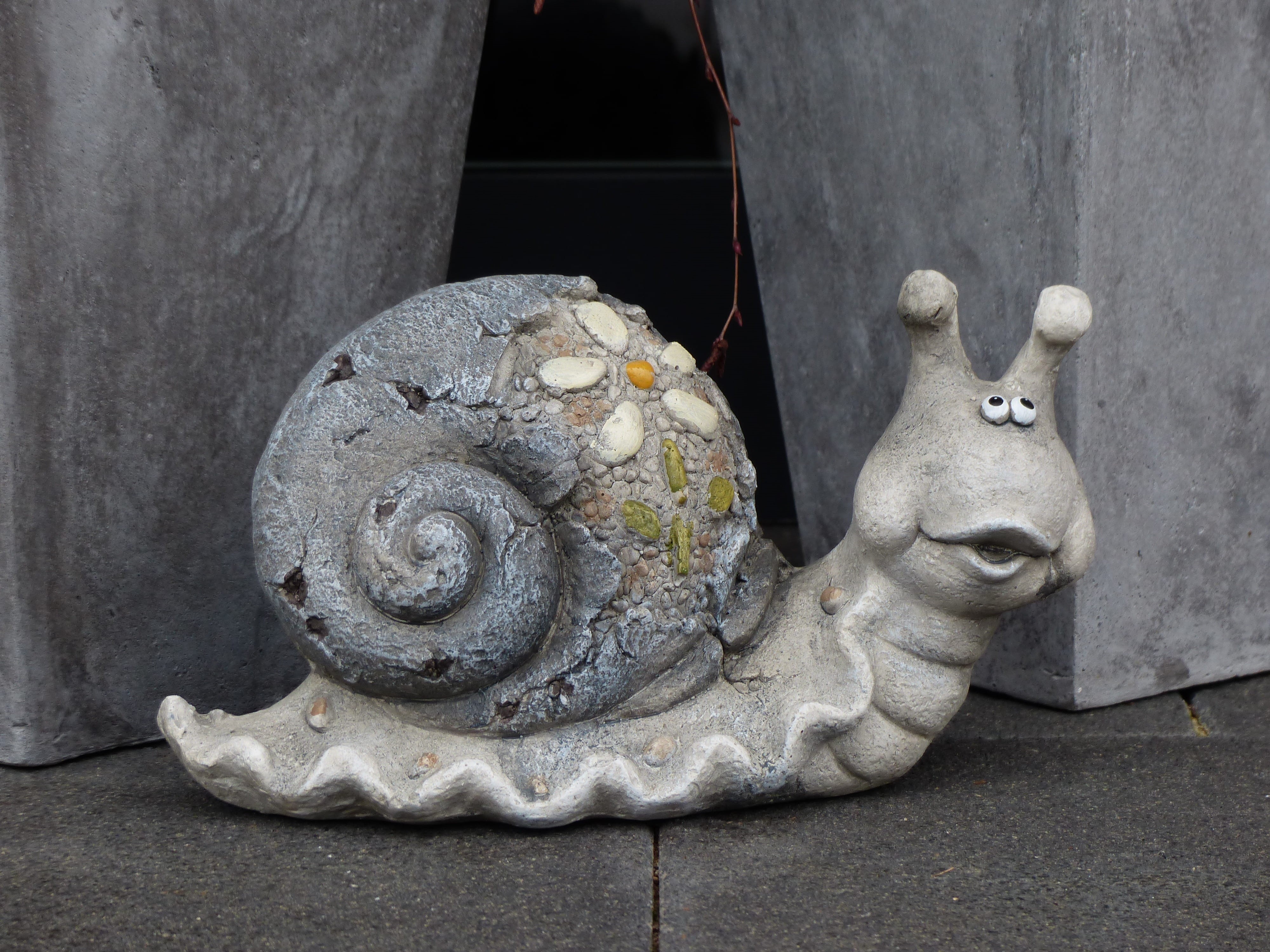 history, stone figure sensor, ancient, representation, no people, sculpture, art and craft, mouth, statue, eyes, Snail, Figure, craft, solid, 4K, gray, HD Wallpaper