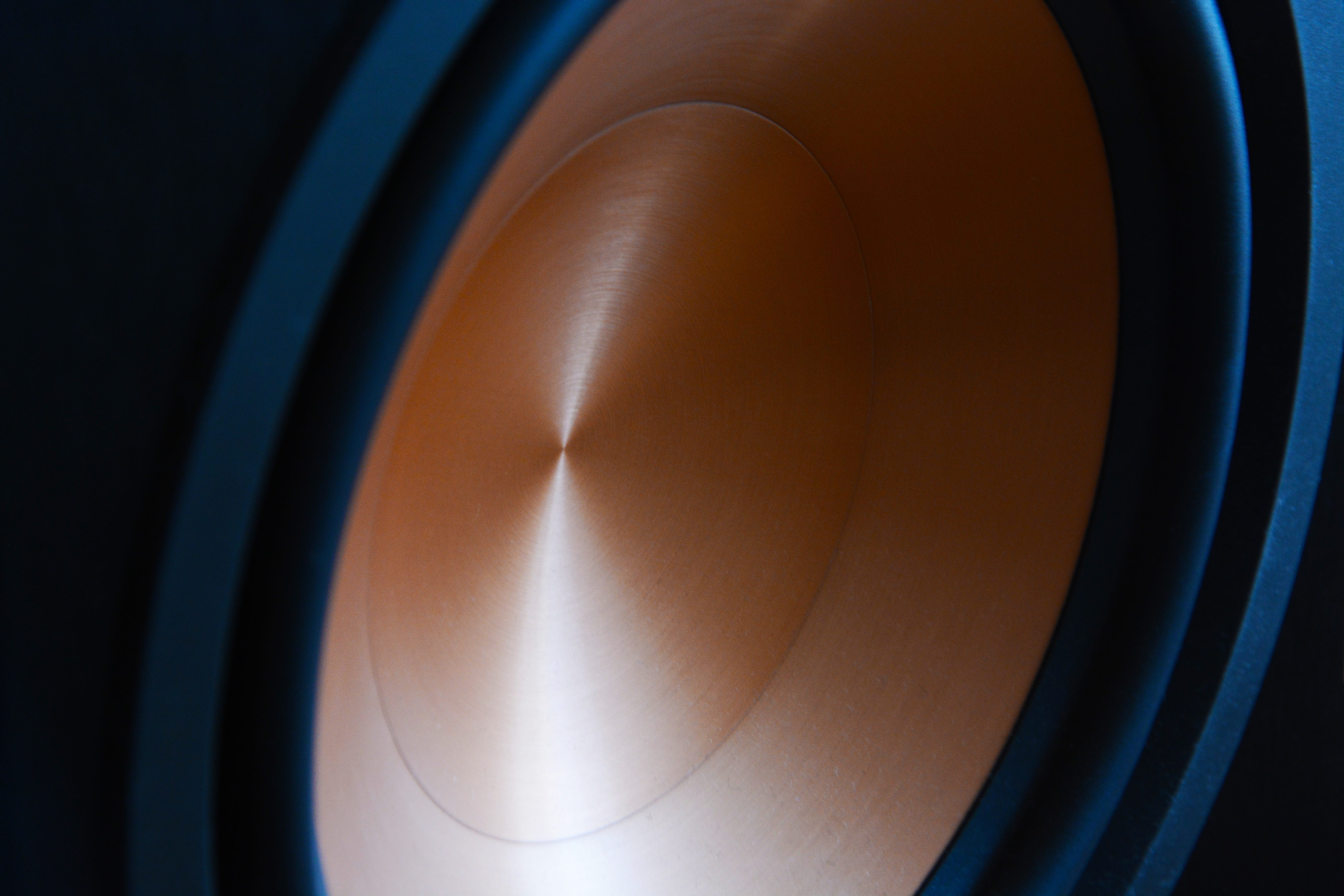 technology, 5K, abstract, geometric shape, blue, indoors, klipsch, arts culture and entertainment, equipment, hifi, extreme close-up, listen, no people, HD Wallpaper
