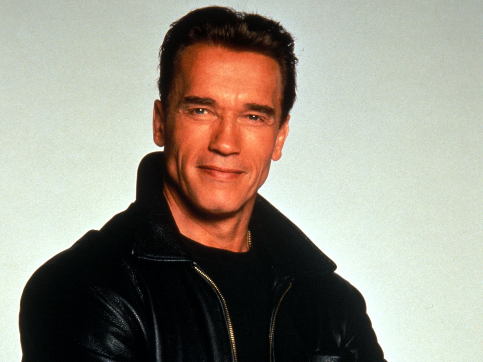 cheerful, emotion, colored Background, front view, 720P, looking, one Man Only, caucasian Ethnicity, smile, portrait, lifestyle, real People, arnold schwarzenegger, HD Wallpaper
