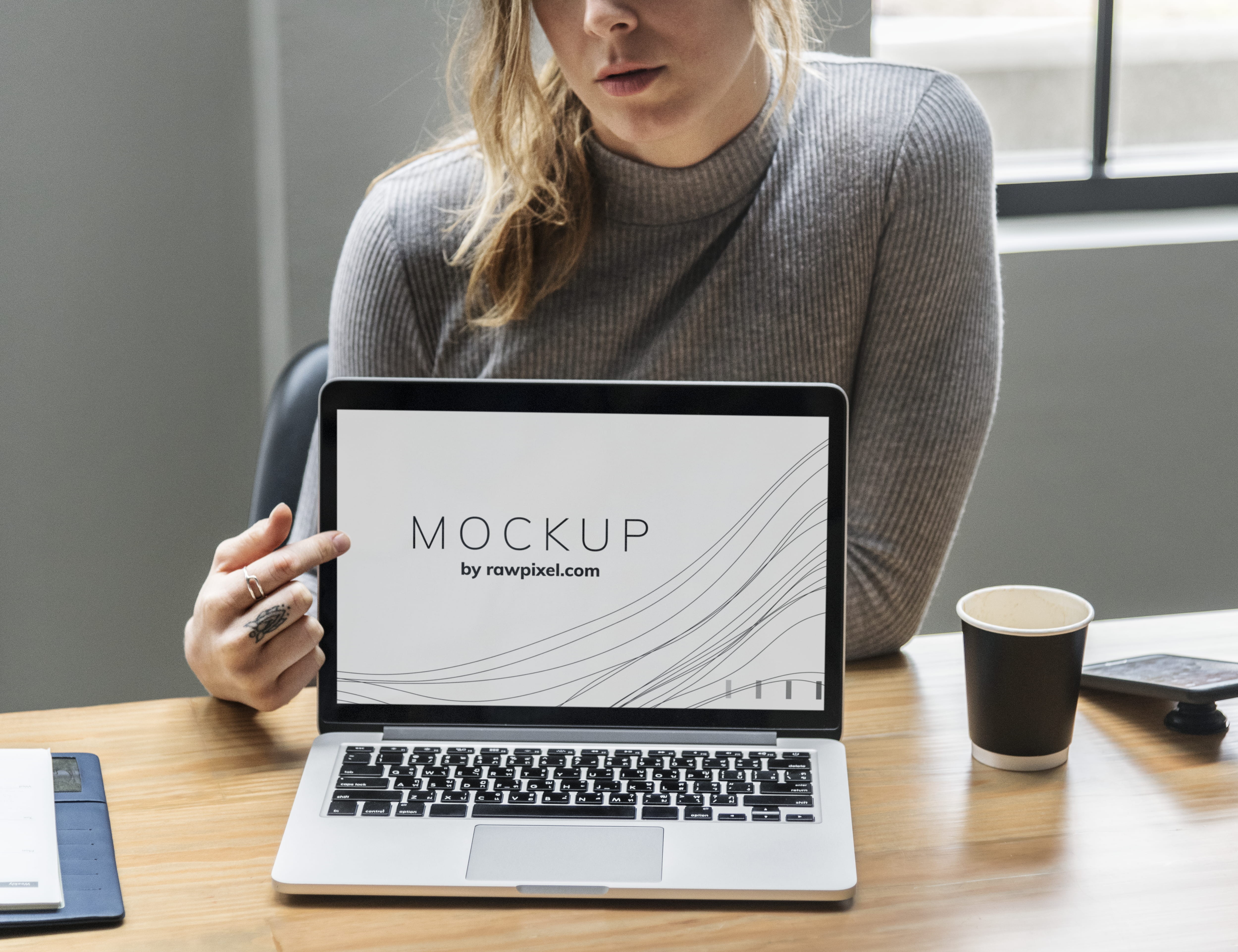 looking, casual, businesswoman, business, modern, working, drink, indoors, young adult, worker, front, connection, digital, portable, technology, mockup, HD Wallpaper