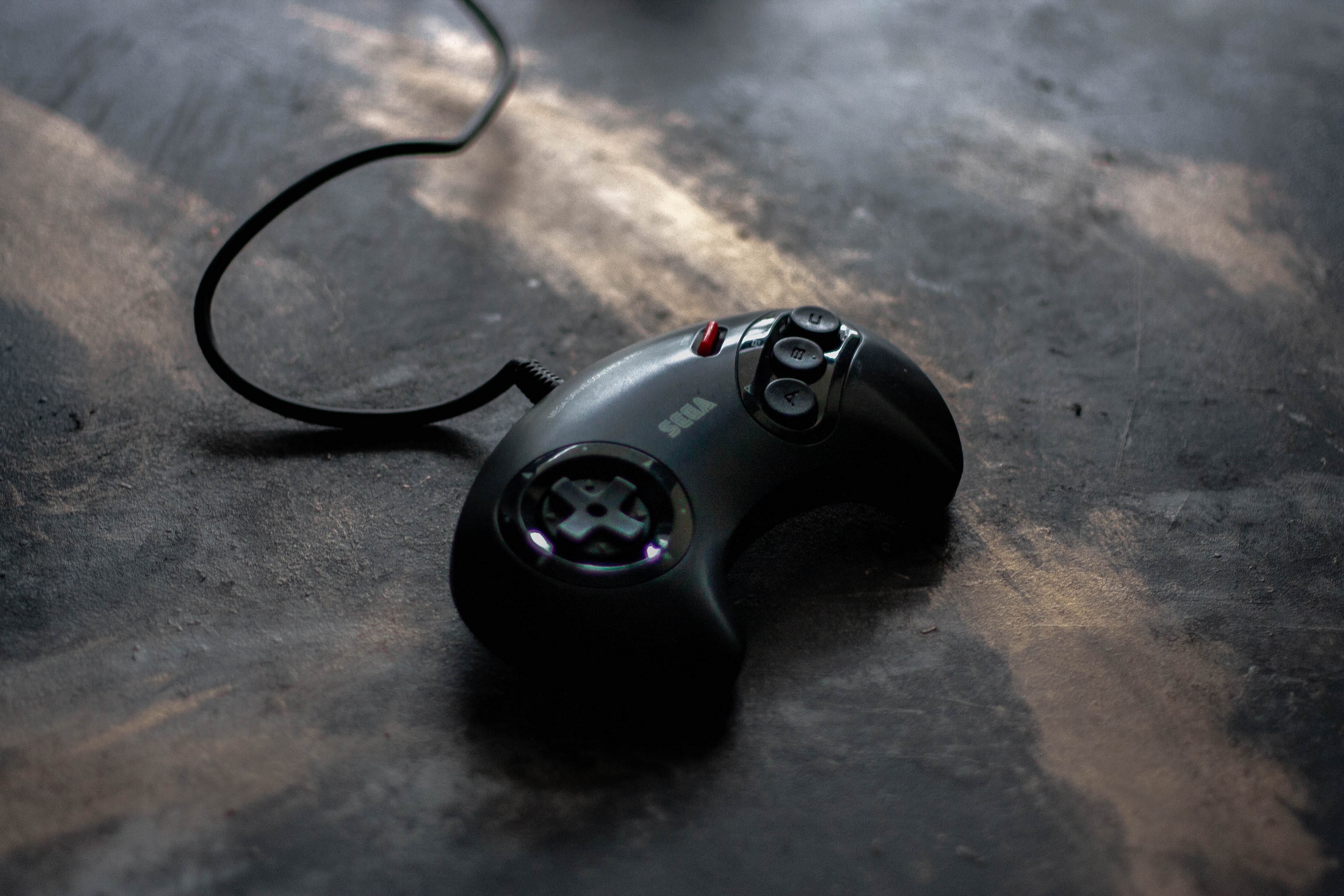 sega mega drive, electrical equipment, console, controller, retro gaming, gray, communication, close-up, 4K, flooring, arts culture and entertainment, HD Wallpaper