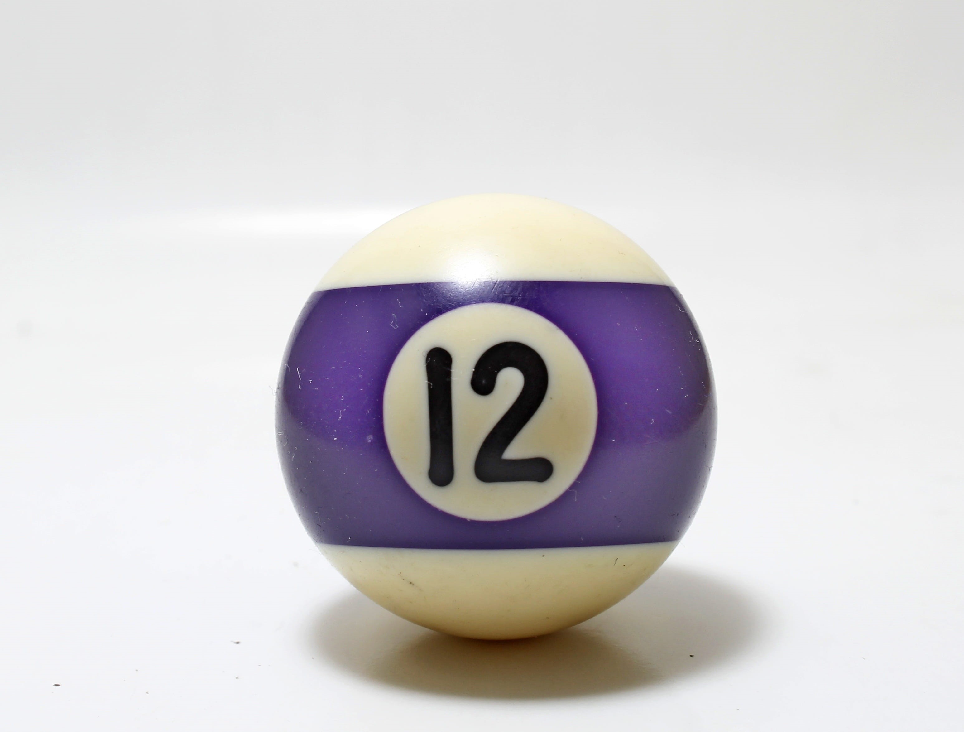 joy, Play, cue, shape, purple, still life, Fun, plastic, Sport, pool - cue sport, eight, playful, happy, cut out, white background, 2K, Game, sphere, cheerful, HD Wallpaper