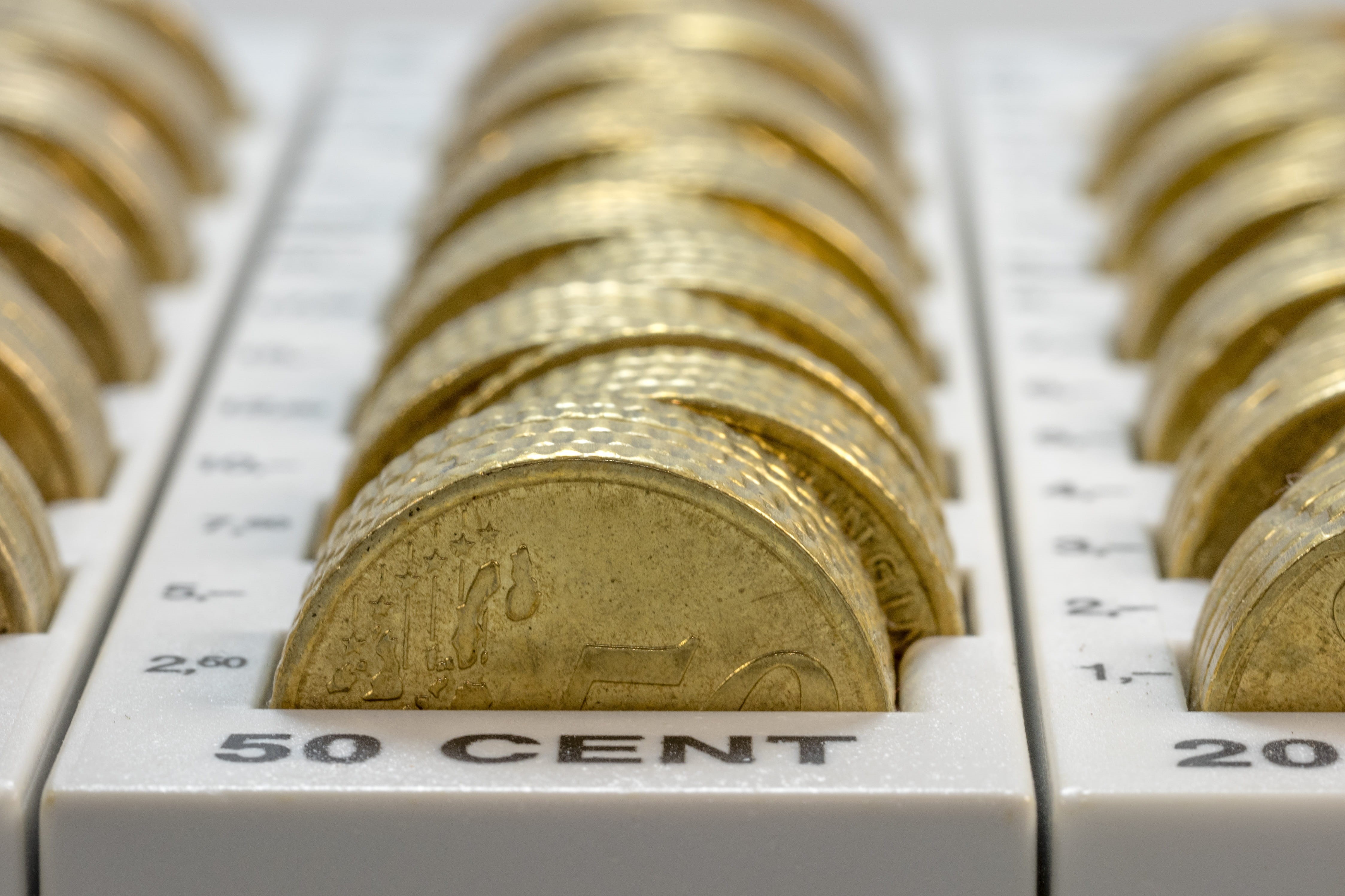 currency, large group of objects, money, coin, 4K, metal, full frame, selective focus, checkout, bank, business, close-up, coins, number, text, investment, HD Wallpaper