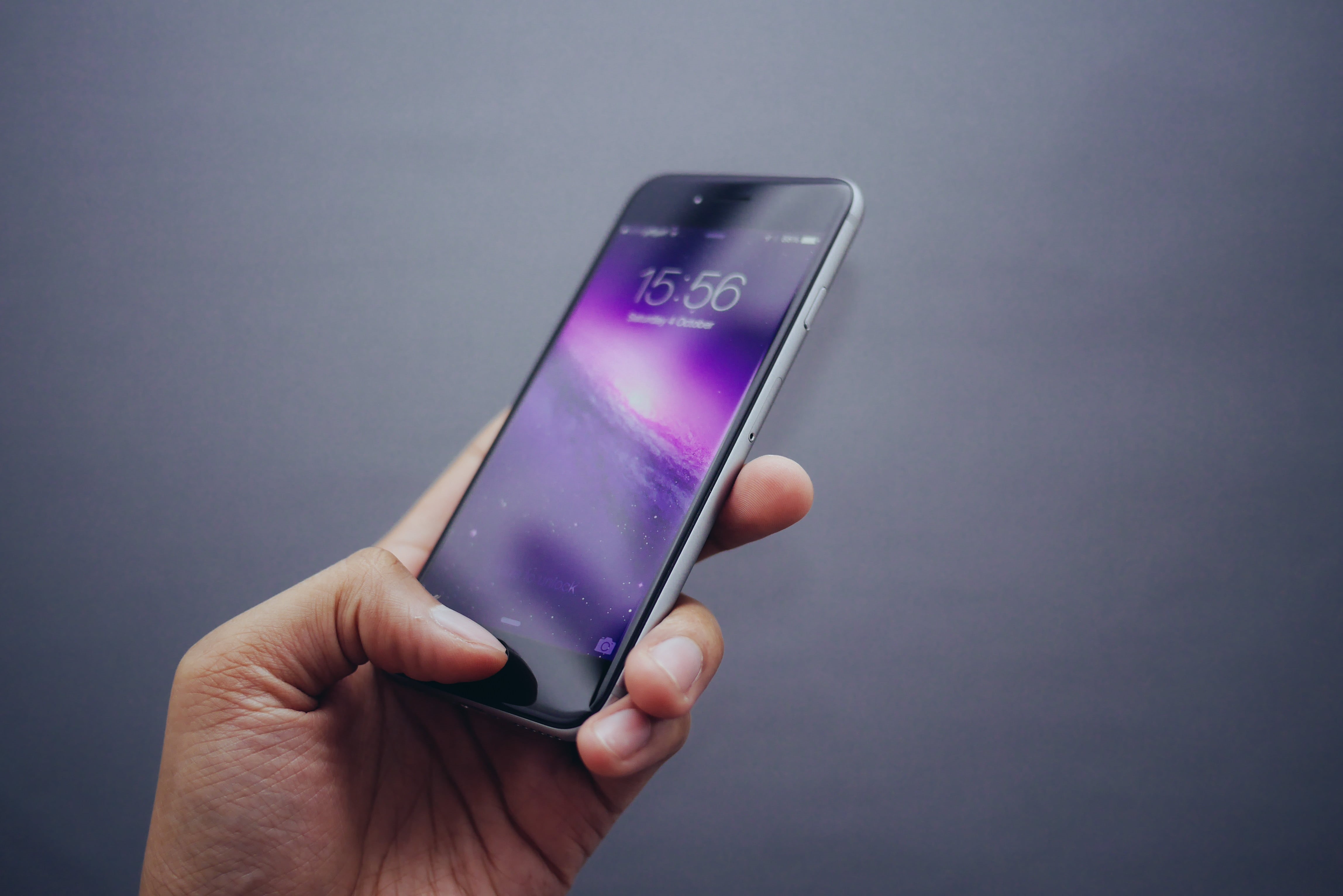 smartphone, gray, people, connection, using phone, person, communication, human hand, human body part, surface, studio shot, technology, mobile, one person, HD Wallpaper