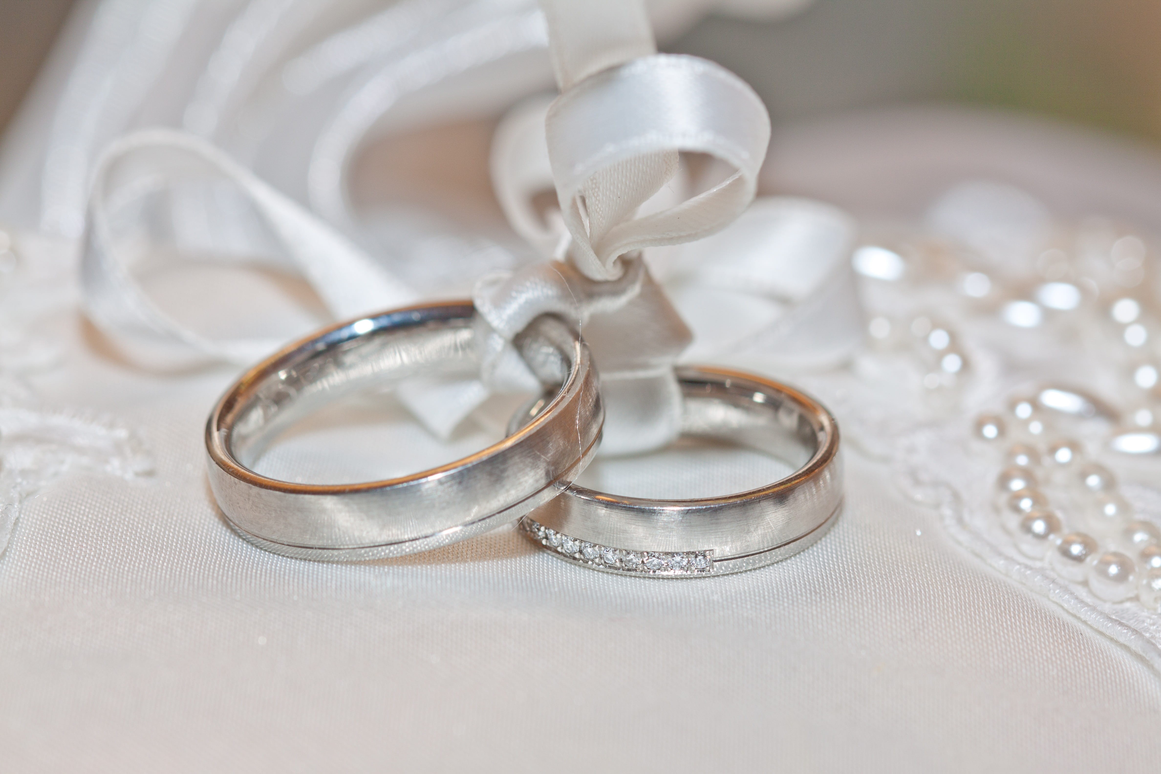 before, indoors, white, event, jewelry, emotion, bond, heart shape, rings, no people, 4K, selective focus, expense, close-up, together, still life, decorative, HD Wallpaper