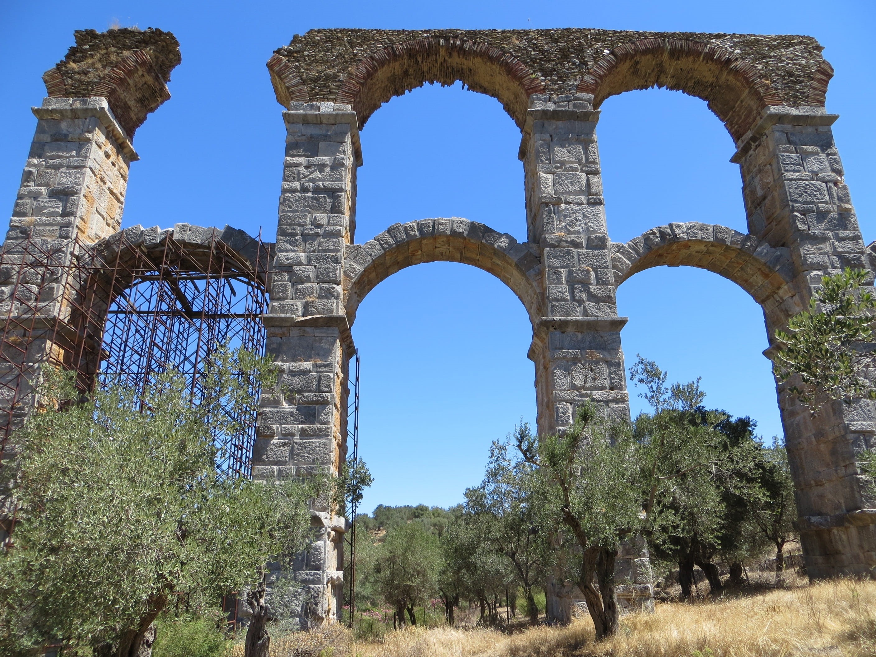 old ruin, Lesbos, old, Water Pipe, deterioration, ancient civilization, 2K, ancient history, weathered, sky, arch, plant, damaged, romans, low angle view, HD Wallpaper