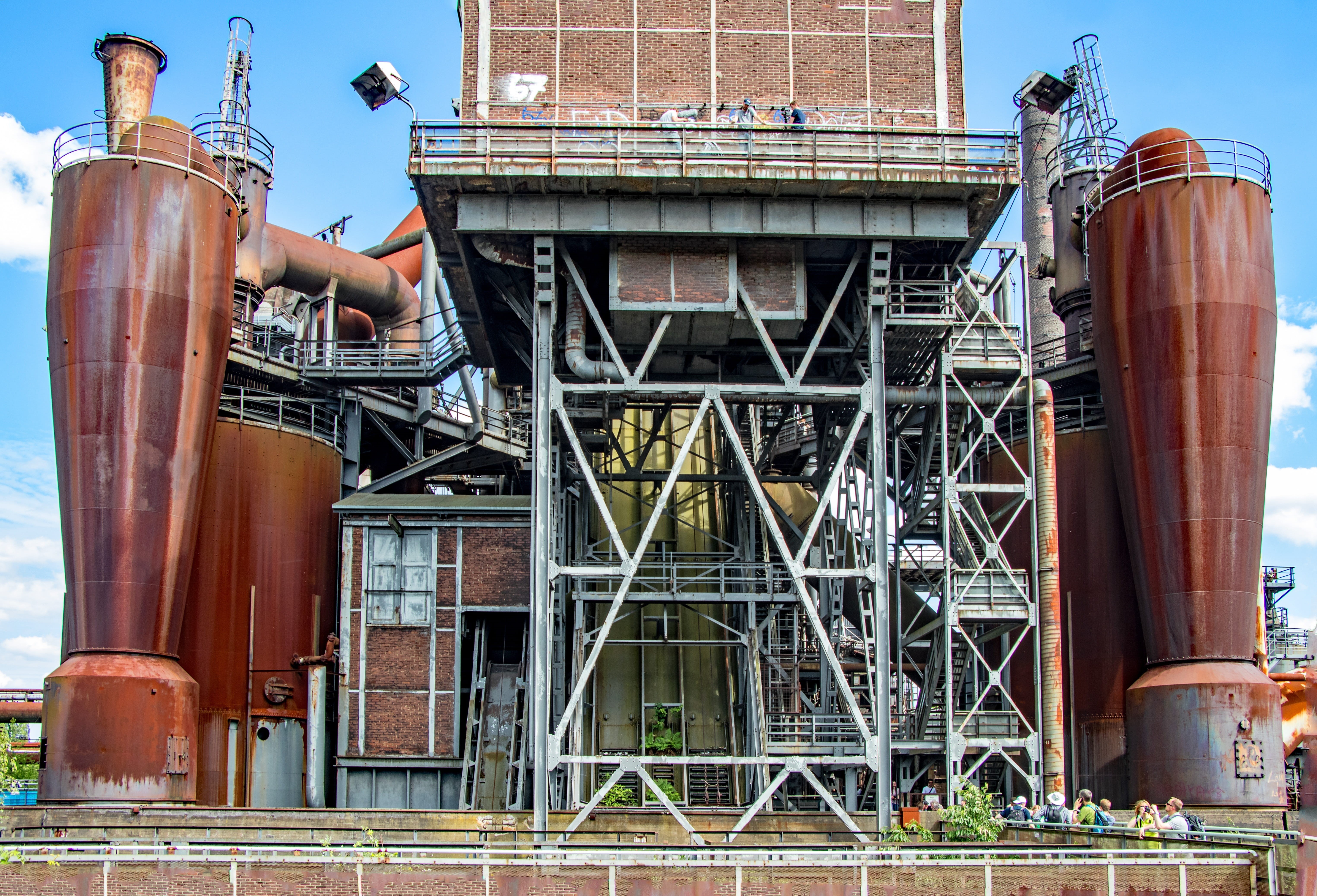 industrial building, steel production, Industry, nature, decay, no people, industrial plant, low angle view, pipe - Tube, construction Industry, Duisburg, HD Wallpaper