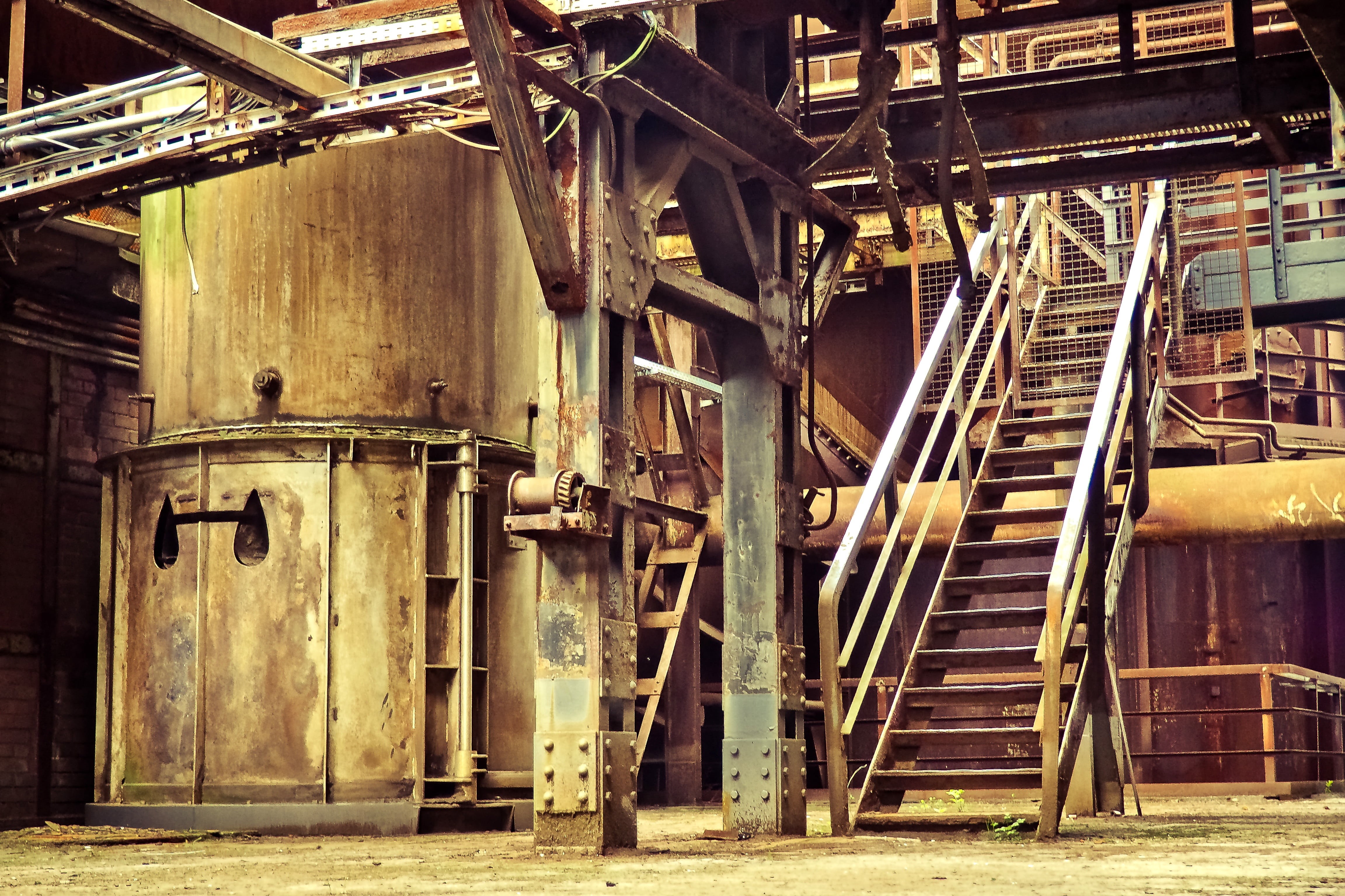 photo, fuel and power generation, steel production, historically, day, steel mill, gradually, technology, old building, pipe - tube, industrial plant, abandoned, HD Wallpaper