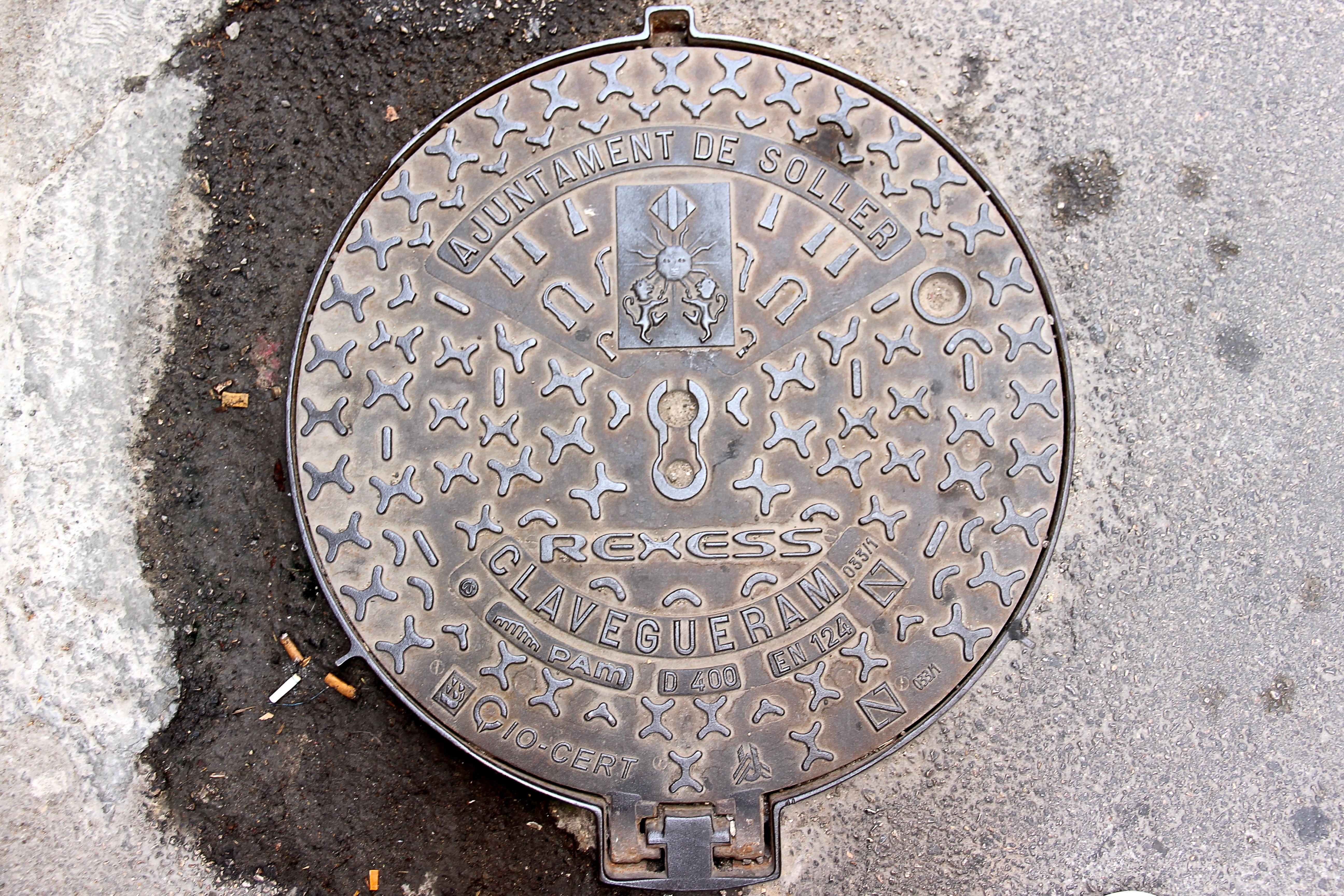 pattern, art and craft, high angle view, geometric shape, no people, 5K, outdoors, metal, floral pattern, close-up, lid, sewer, cast iron, sewage system, HD Wallpaper