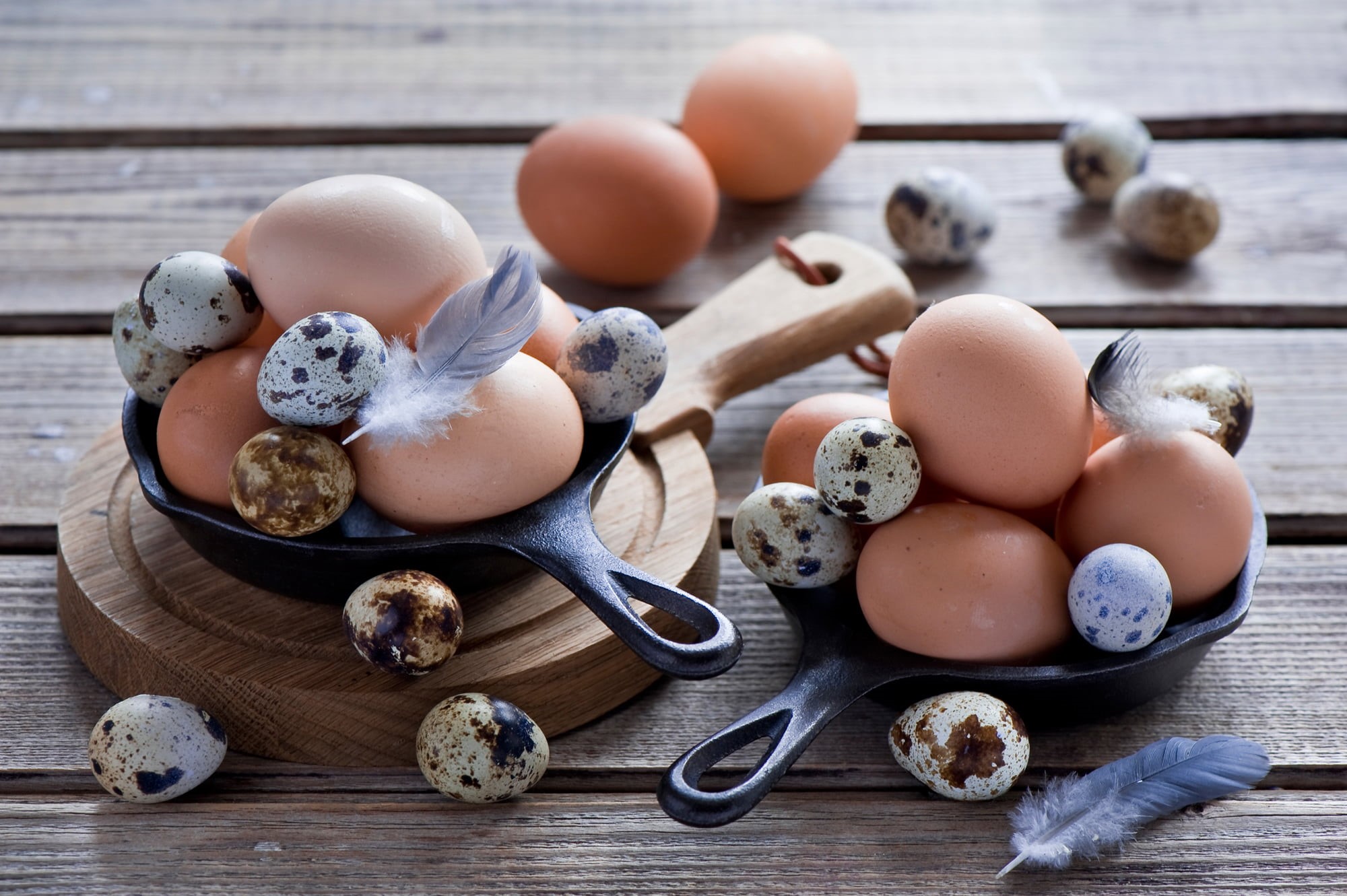 animal Egg, wood - Material, eggs, flour, iron, focus on foreground, white, chicken eggs, healthy Eating, stoves, cast, table, easter, still life, brown, HD Wallpaper
