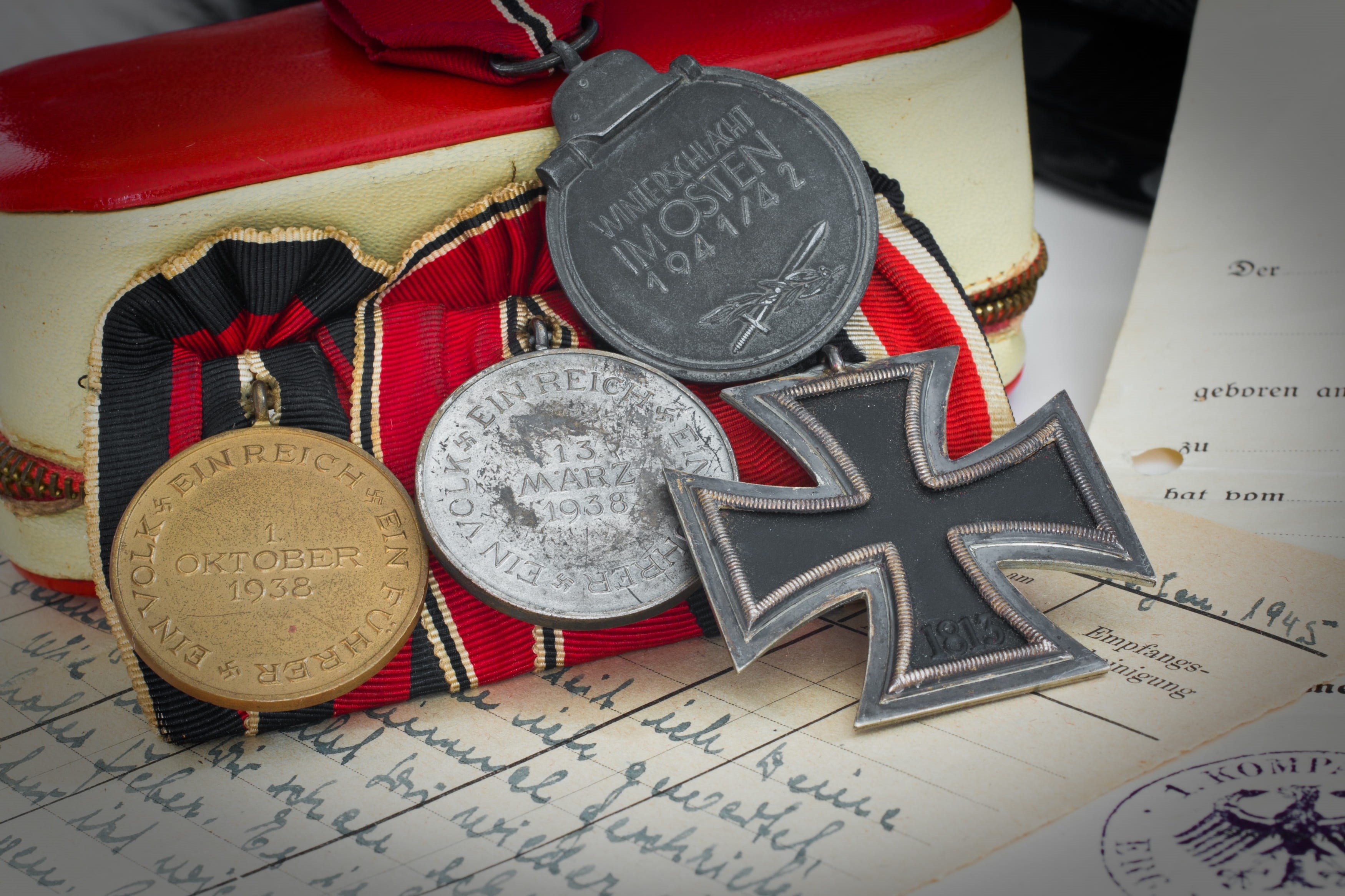 gold, iron cross second class, communication, order, historically, text, world war ii, medals, metal, medium group of objects, no people, documentation, HD Wallpaper