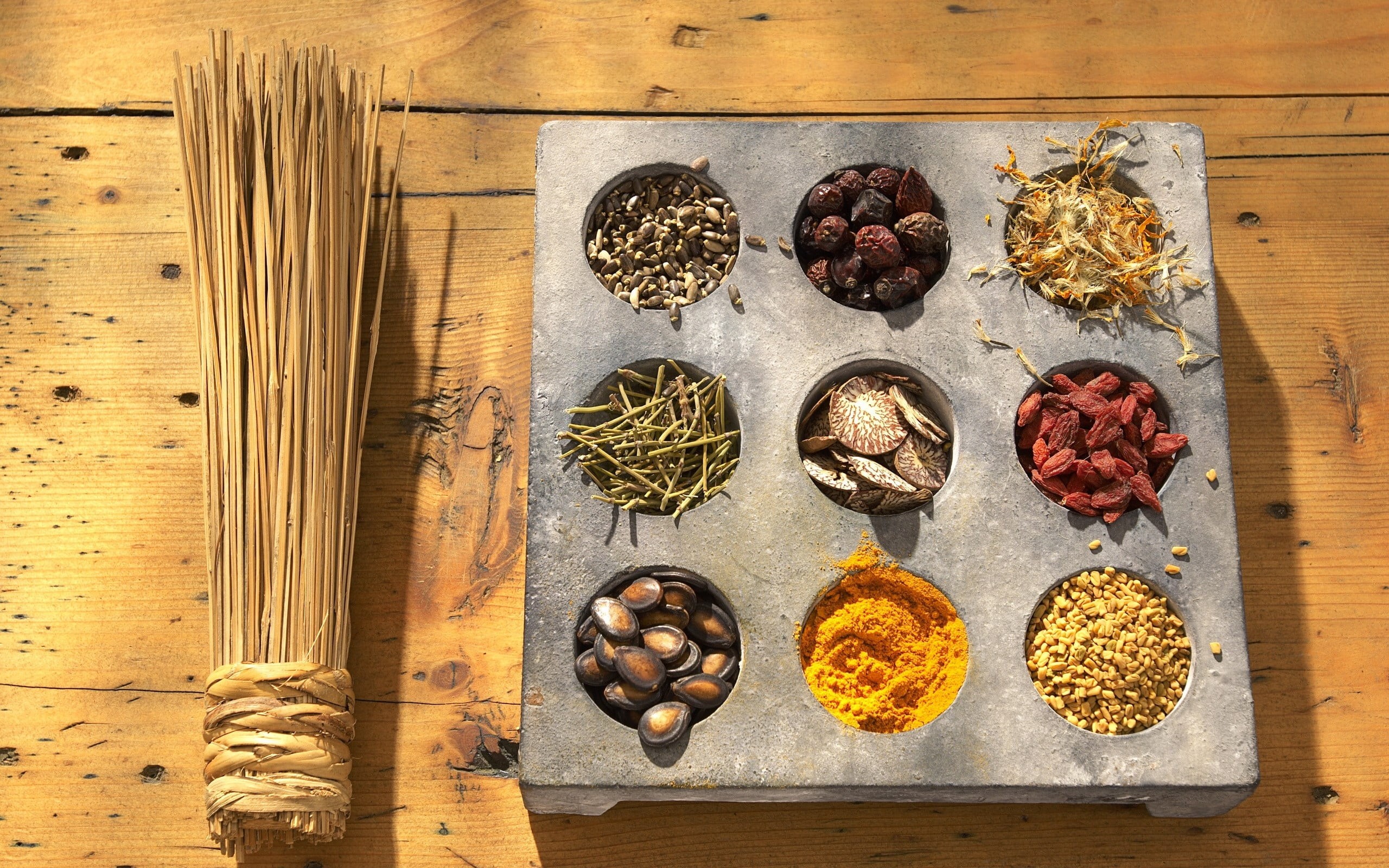 backgrounds, clove, food, paprika, turmeric, sprinkles, east Asian Culture, gourmet, vegetable, scented, red, dry, food and drink, cinnamon, seed, freshness, HD Wallpaper