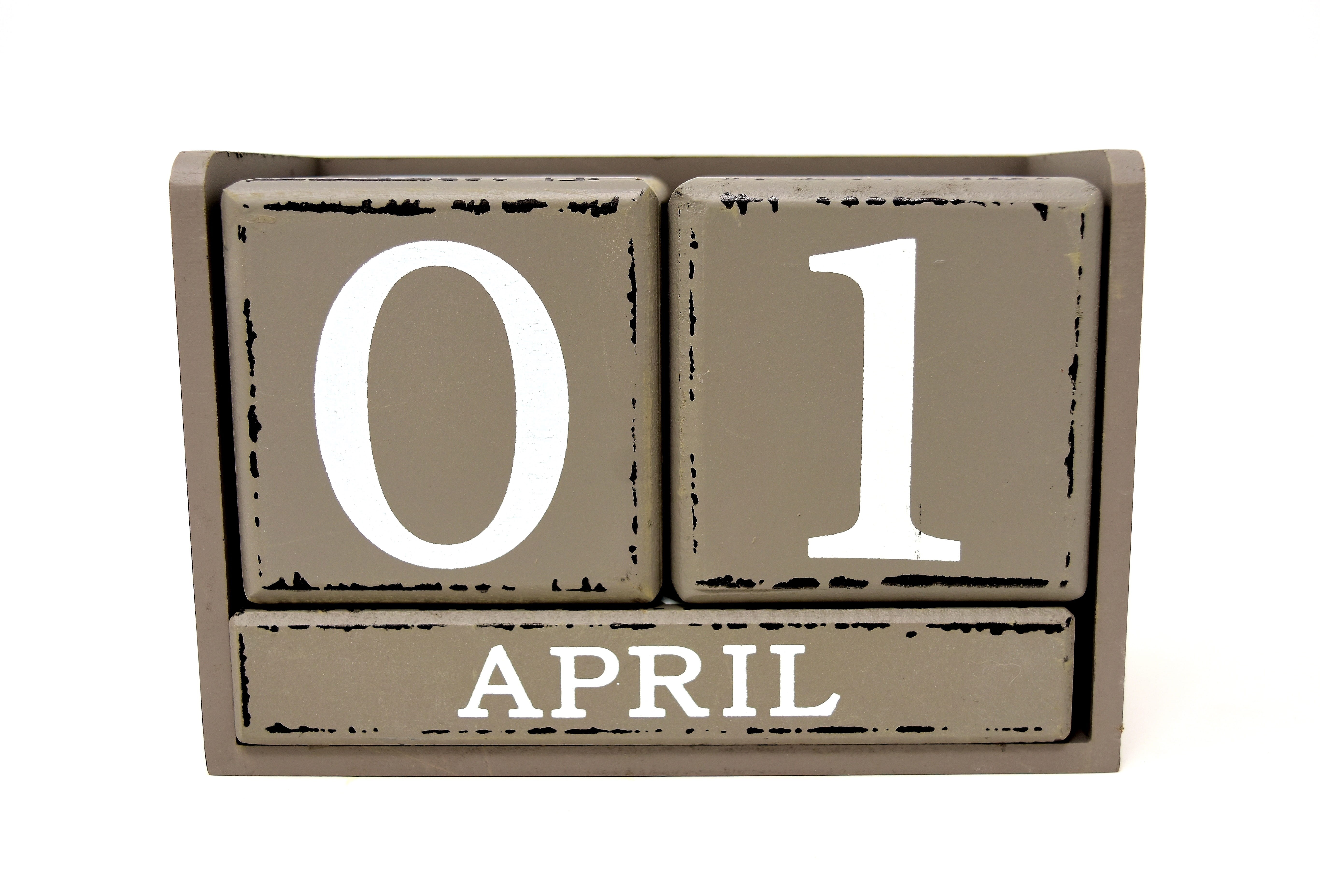 obsolete, studio shot, single word, no people, man made, funny, wood, cut out, number, close-up, text, metal, indoors, calendar, single object, 5K, retro styled, HD Wallpaper
