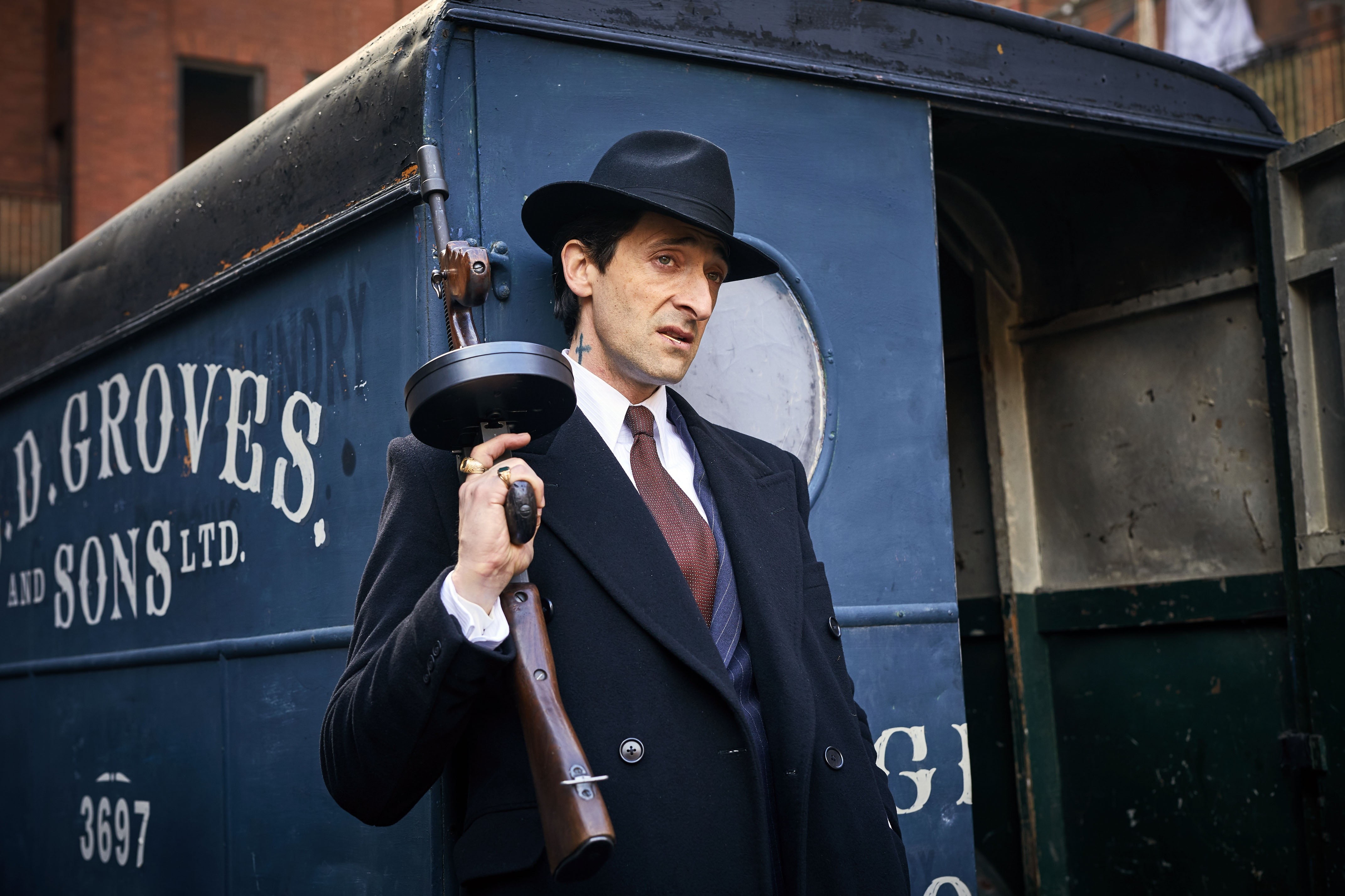 Submachine gun Thompson, adult, one person, uniform, clothing, 4K, males, tattoo, hat, portrait, architecture, standing, Adrien Brody, cap, front view, HD Wallpaper