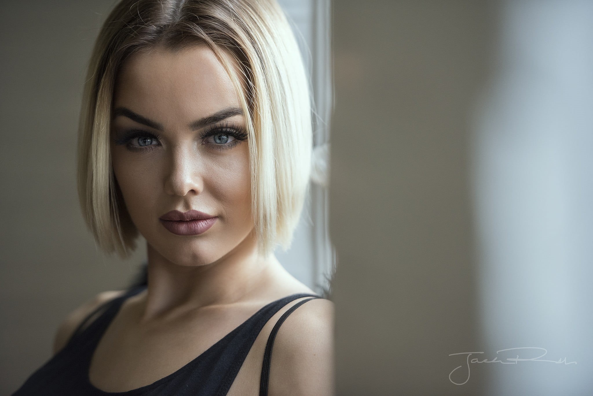 young adult, young women, hairstyle, depression - sadness, 1080P, Rosie Robinson, beautiful woman, human face, blonde, hair, Jack Russell, looking, headshot, HD Wallpaper