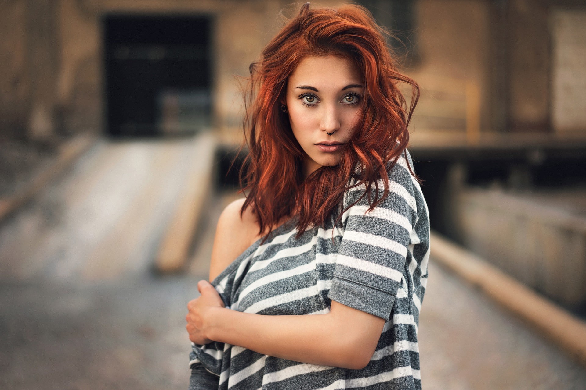 young women, hazel eyes, beautiful people, portrait, beautiful woman, dyed red hair, lifestyles, adult, fashion, Victoria Ryzhevolosaya, looking at camera, HD Wallpaper