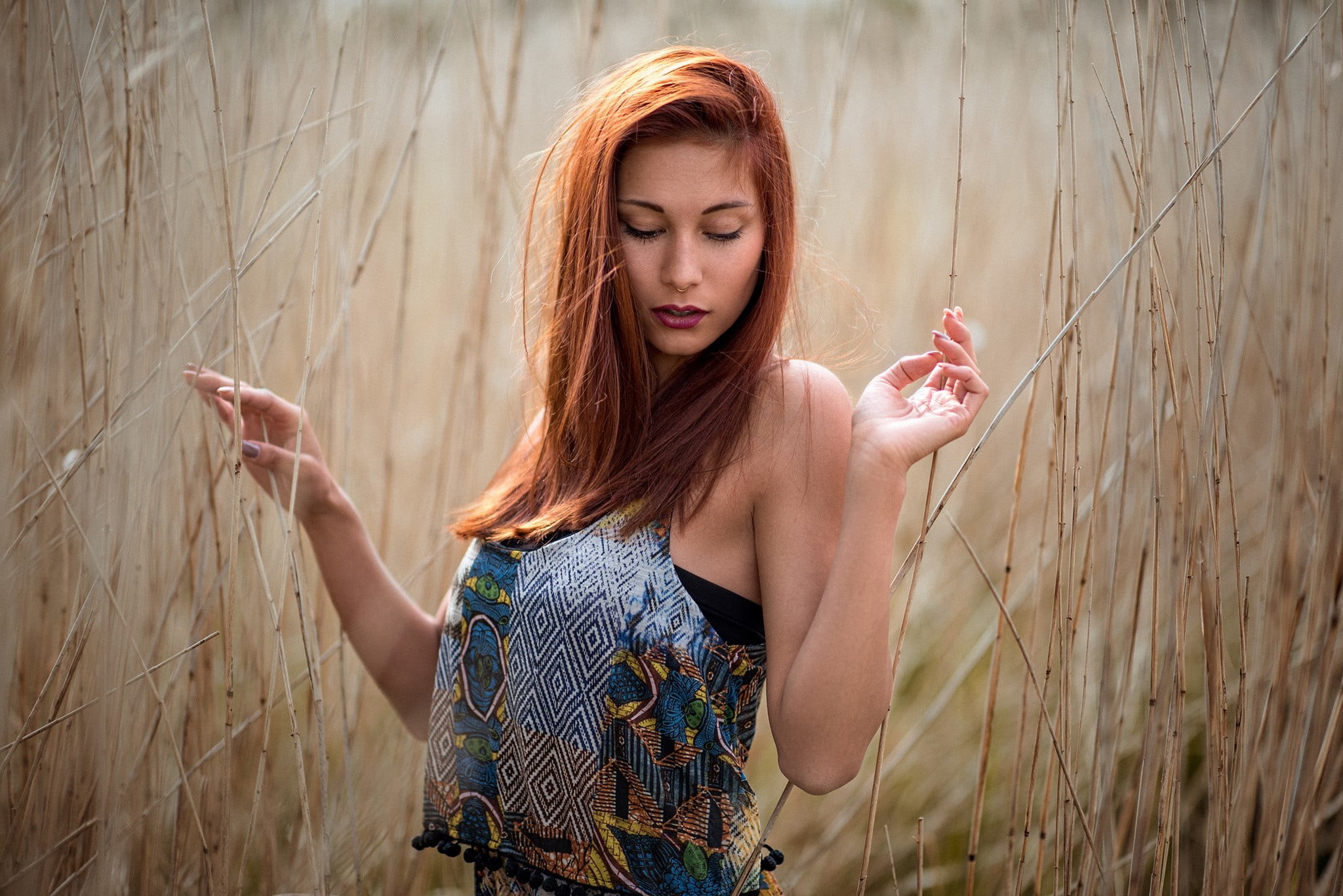 portrait, plant, 1080P, field, long hair, young adult, one person, fashion, casual clothing, contemplation, young women, women outdoors, redhead, hair, HD Wallpaper