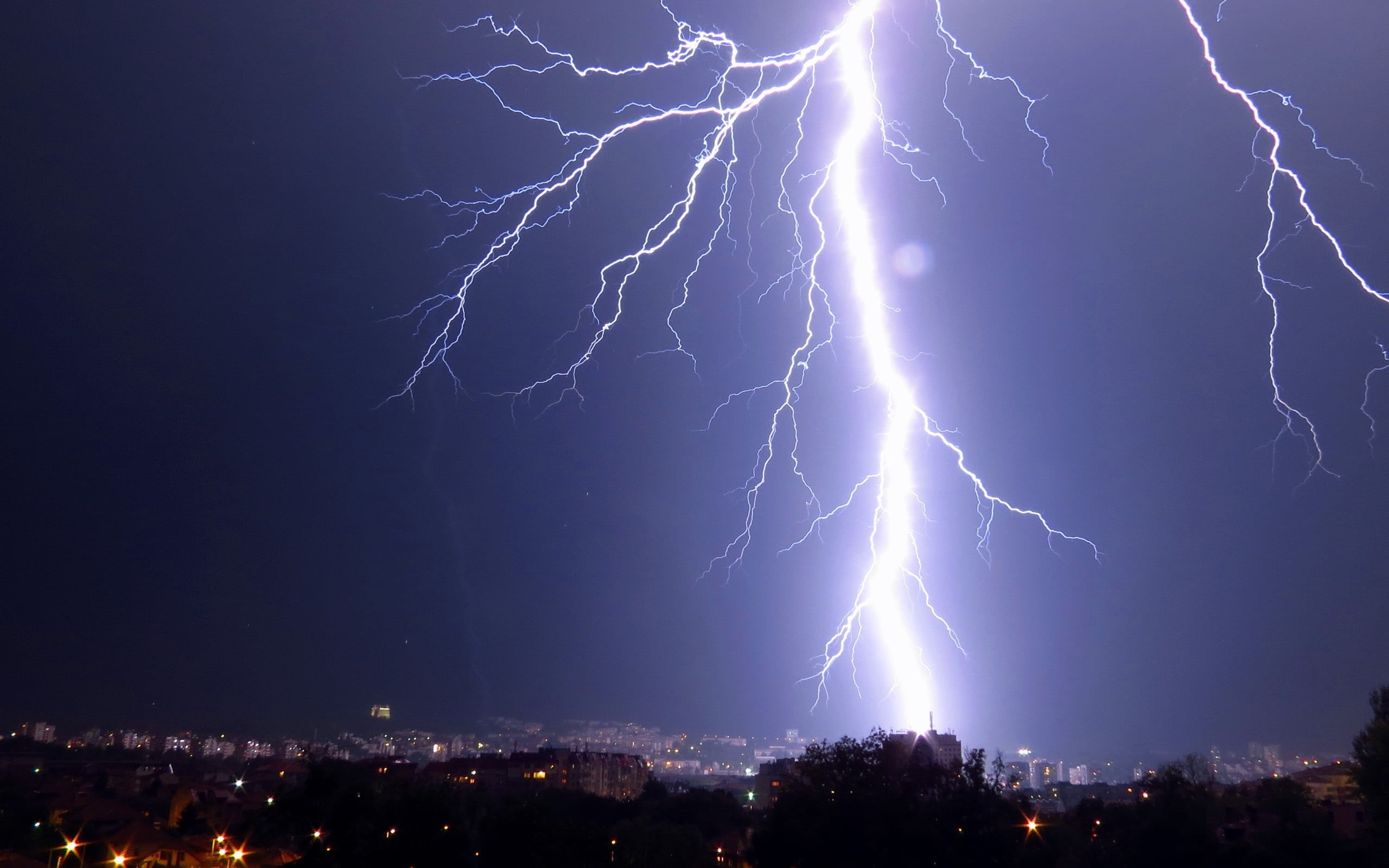 sky, beauty in nature, forked lightning, power in nature, outdoors, city, blue, communication, nature, meteorology, building exterior, no people, ominous, HD Wallpaper