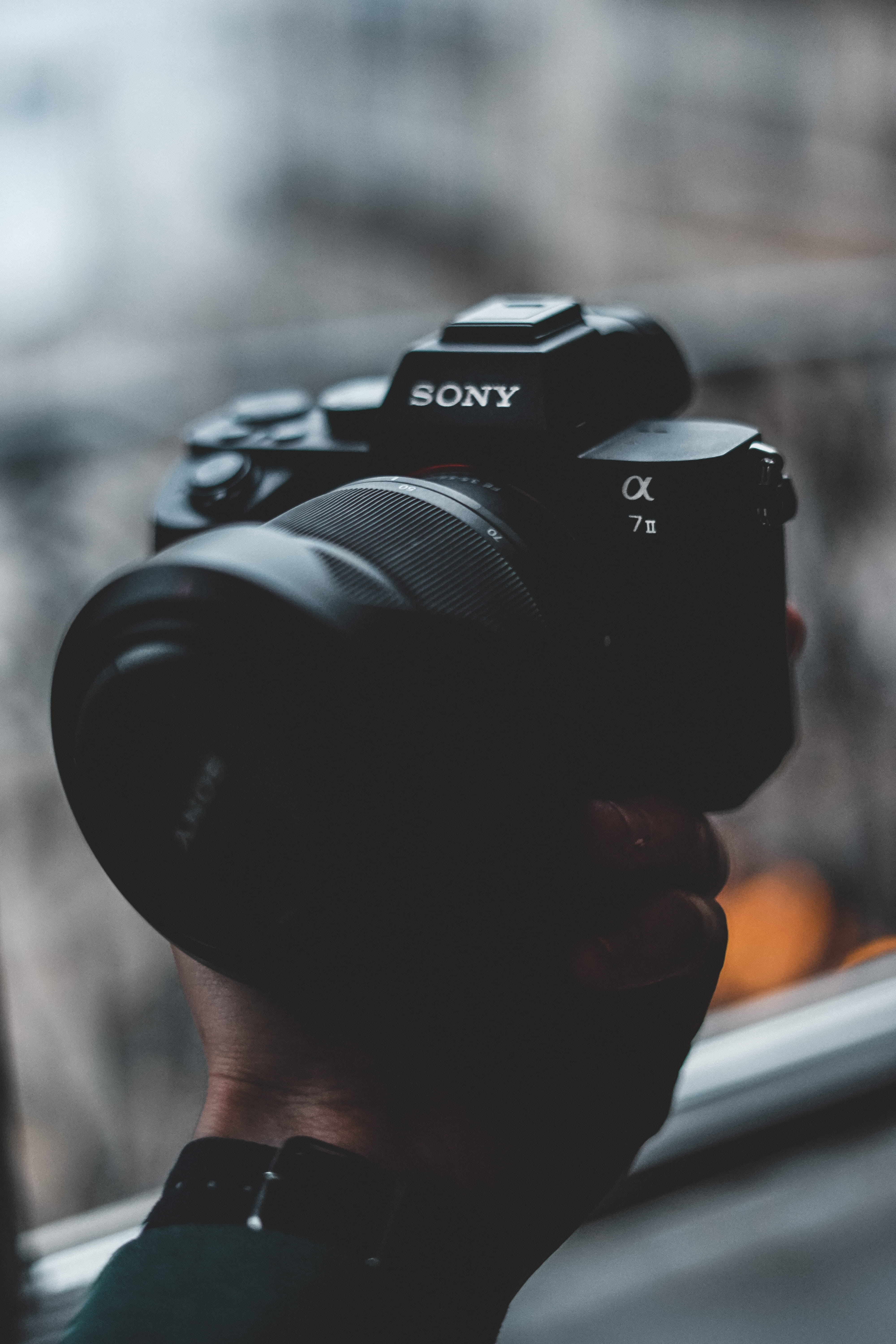 communication, photographic equipment, focus on foreground, photography themes, strap, spoke, keyboard, technology, sony, 5K, black, close-up, hand, real people, Phone HD Wallpaper