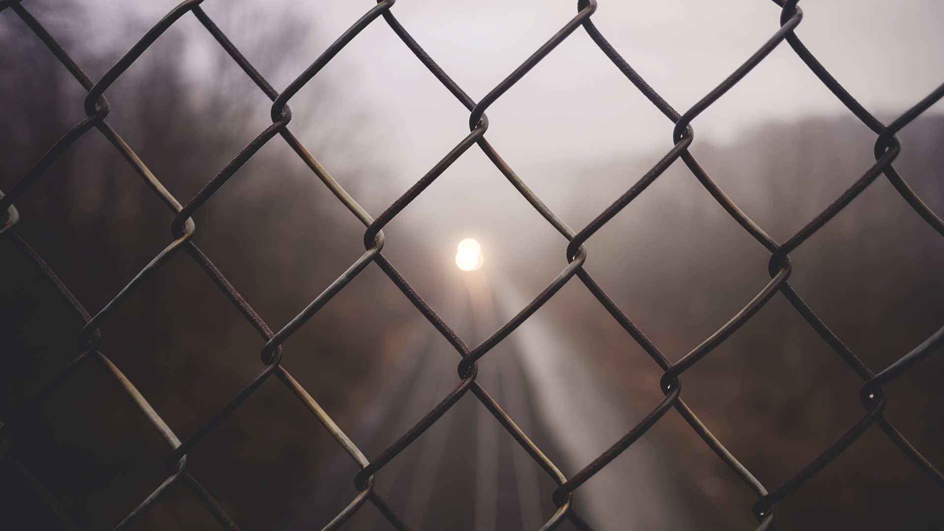 sky, train, no people, outdoors, close-up, safety, dusk, full frame, depth of field, security, wire, chainlink fence, 1080P, sun, protection, boundary, HD Wallpaper