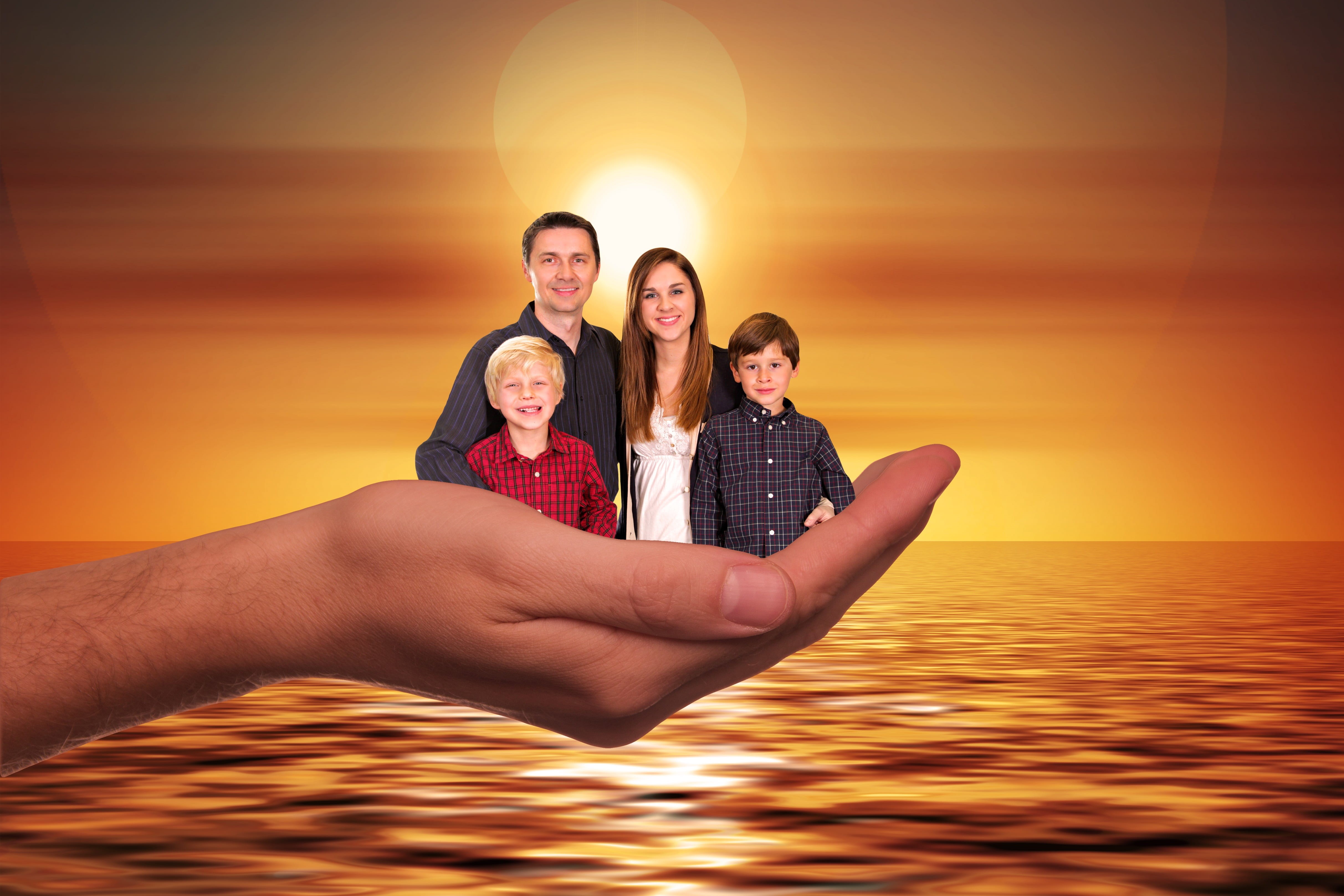 children, edited, separation, relaxation, sun, figures, community, mother, rights of access, patchwork family, sunset, father, group of people, smiling, HD Wallpaper
