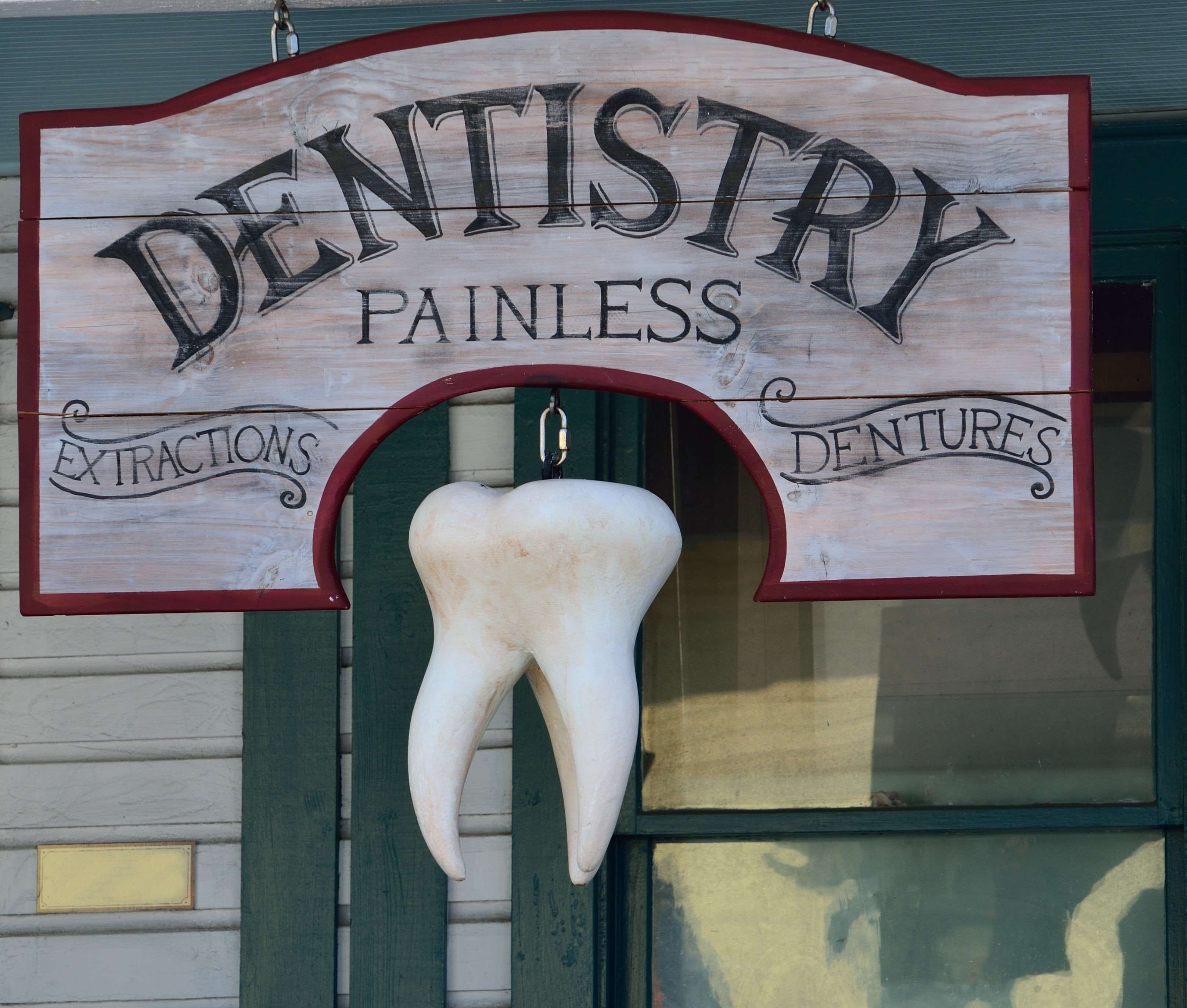 wall - building feature, logo, medical, signage, information sign, graffiti, disease, clean, message, no people, profession, dentist, close-up, business, HD Wallpaper