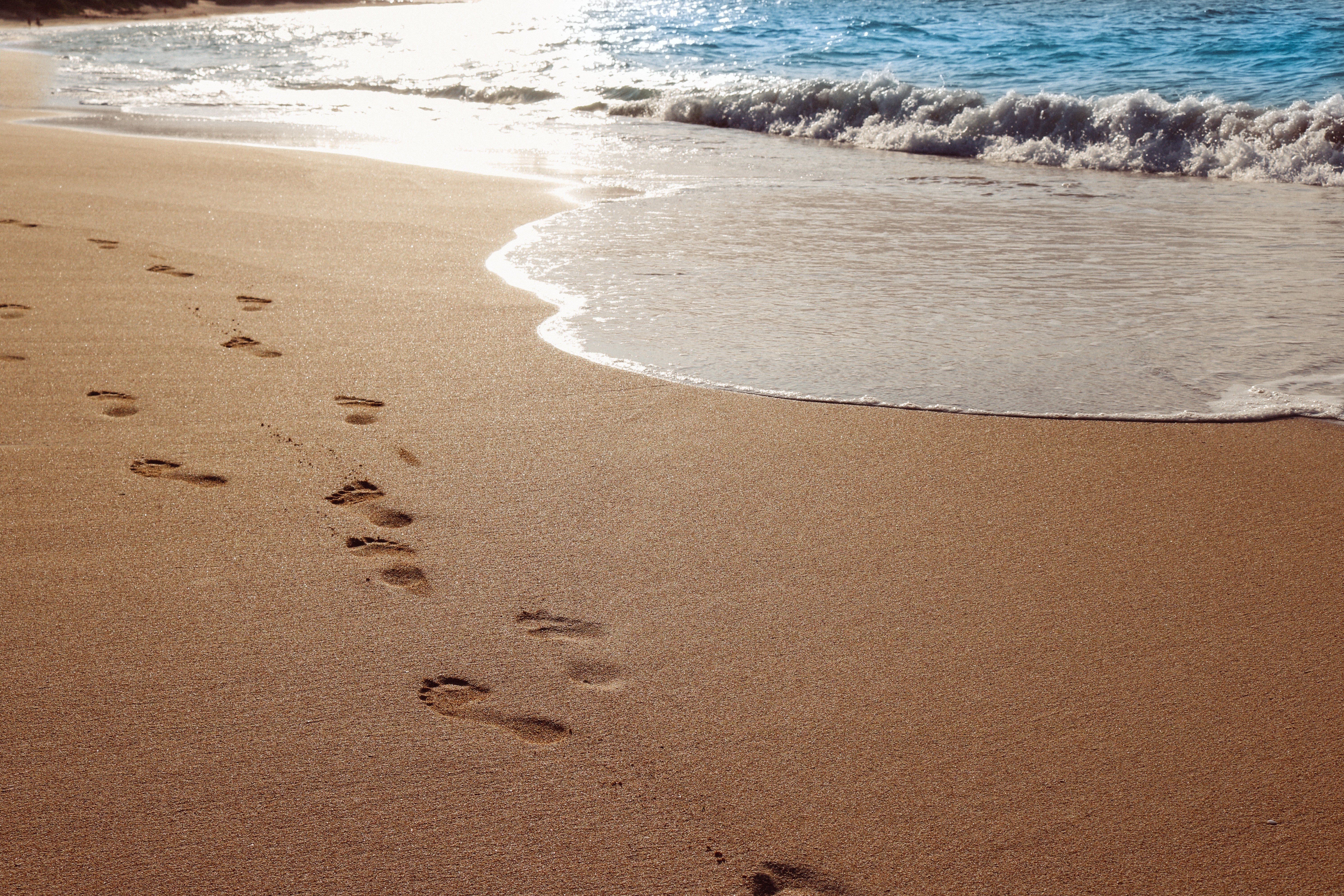 5K, track - imprint, blue, wave, beauty in nature, footprint, sand, motion, surfing, scenics - nature, high angle view, sky, tranquility, near, outdoor, HD Wallpaper